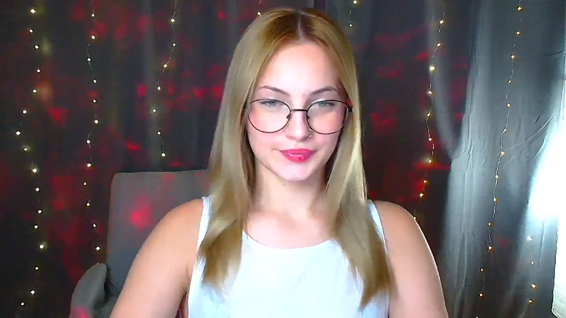Gallery image thumbnail from Kissismimy's myfreecams stream on, 09/12/2024, 09:42 image 18 of 20