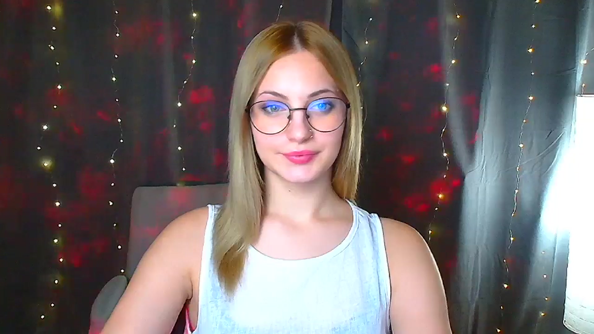 Gallery image thumbnail from Kissismimy's myfreecams stream on, 09/13/2024, 12:07 image 5 of 20