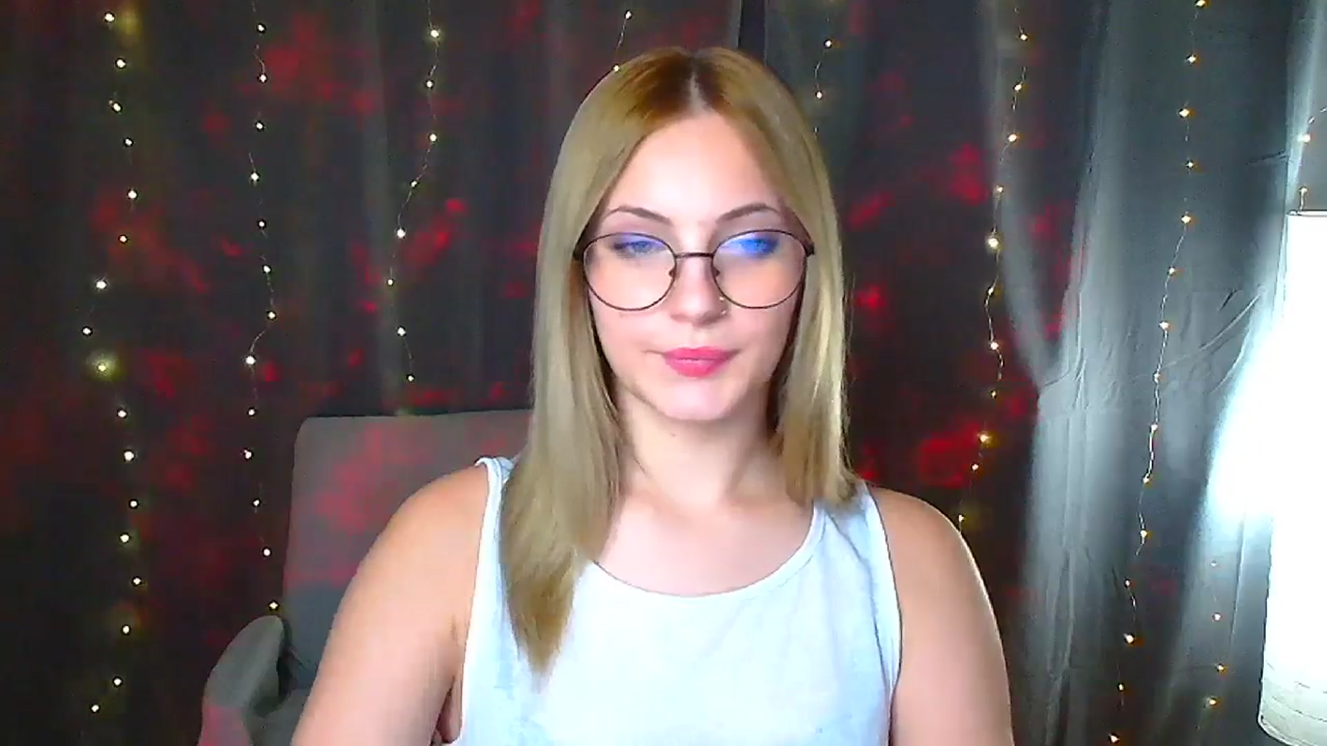 Gallery image thumbnail from Kissismimy's myfreecams stream on, 09/13/2024, 12:07 image 19 of 20