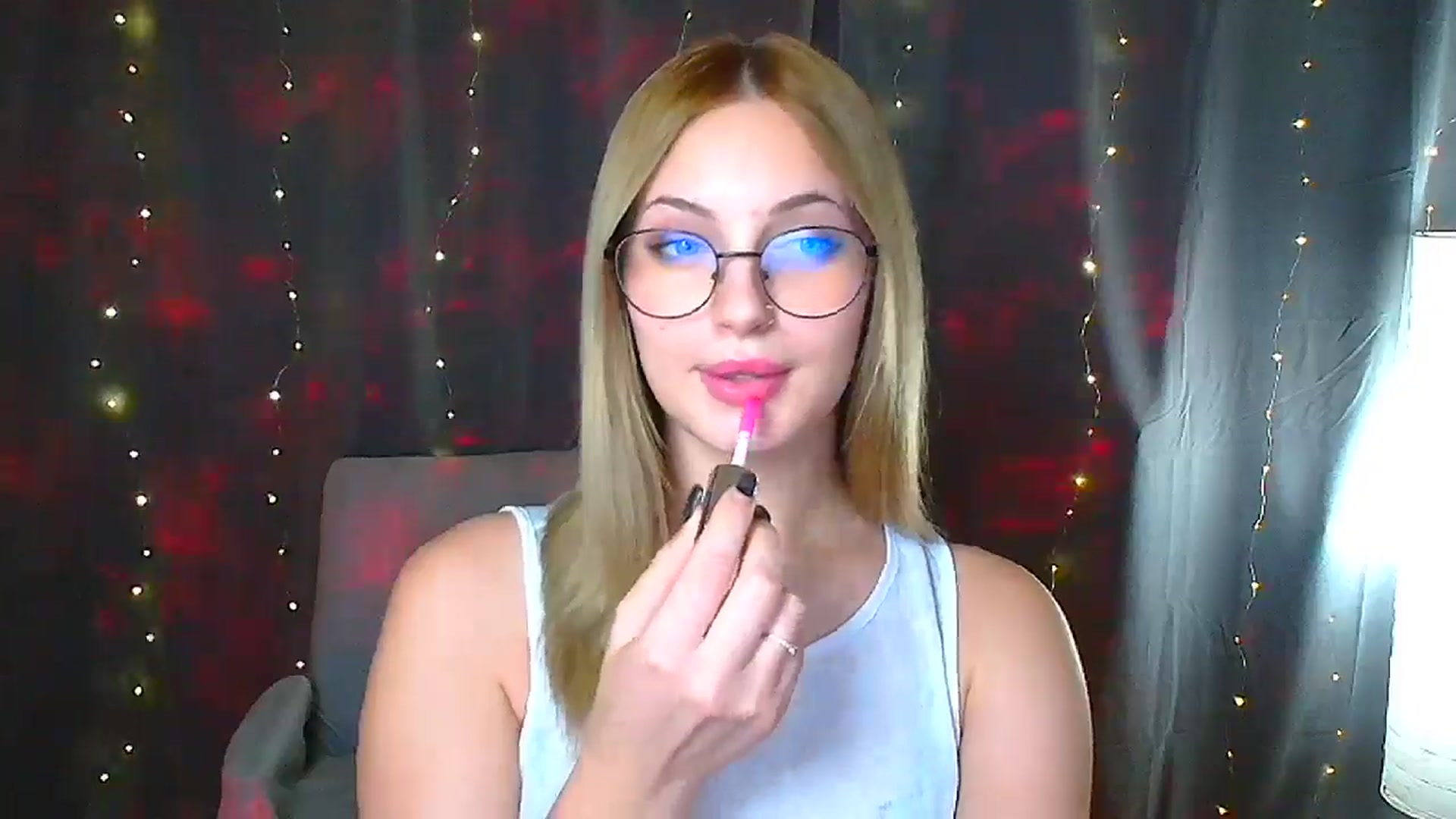 Gallery image thumbnail from Kissismimy's myfreecams stream on, 09/13/2024, 12:07 image 14 of 20