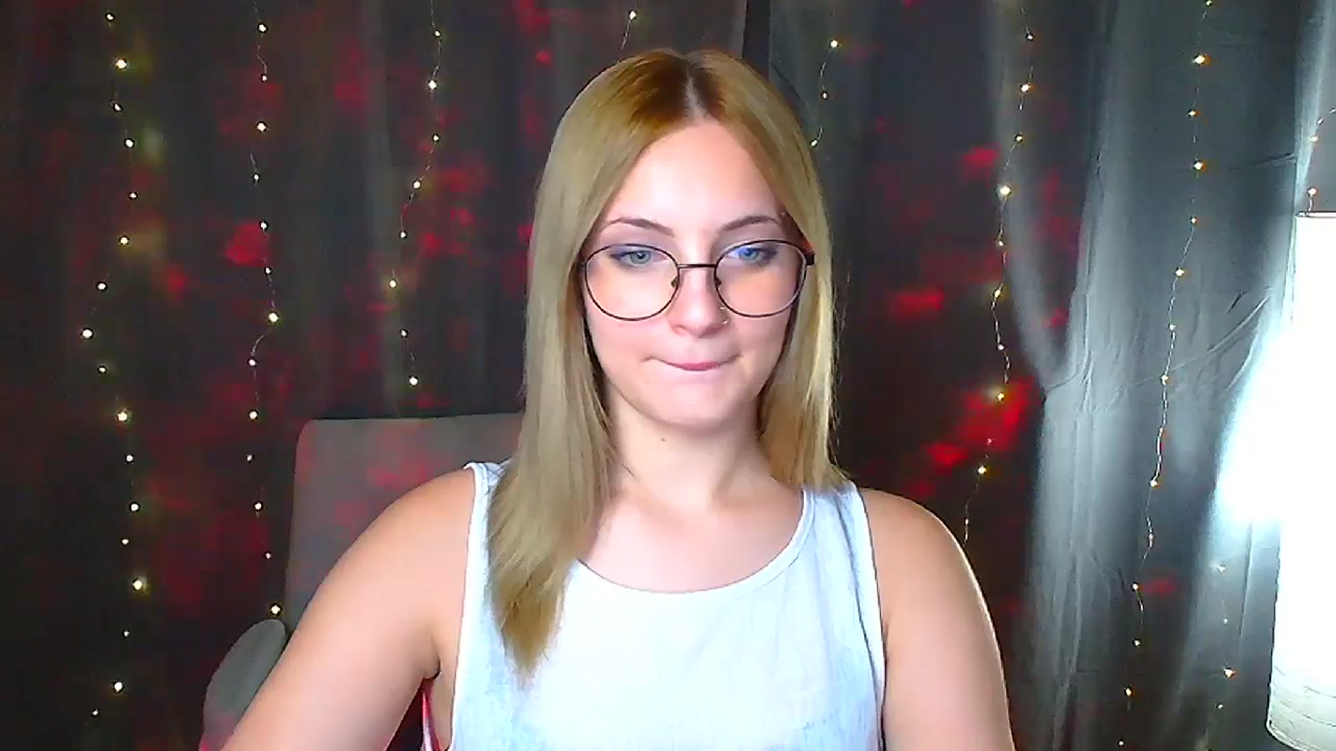 Gallery image thumbnail from Kissismimy's myfreecams stream on, 09/13/2024, 12:07 image 13 of 20