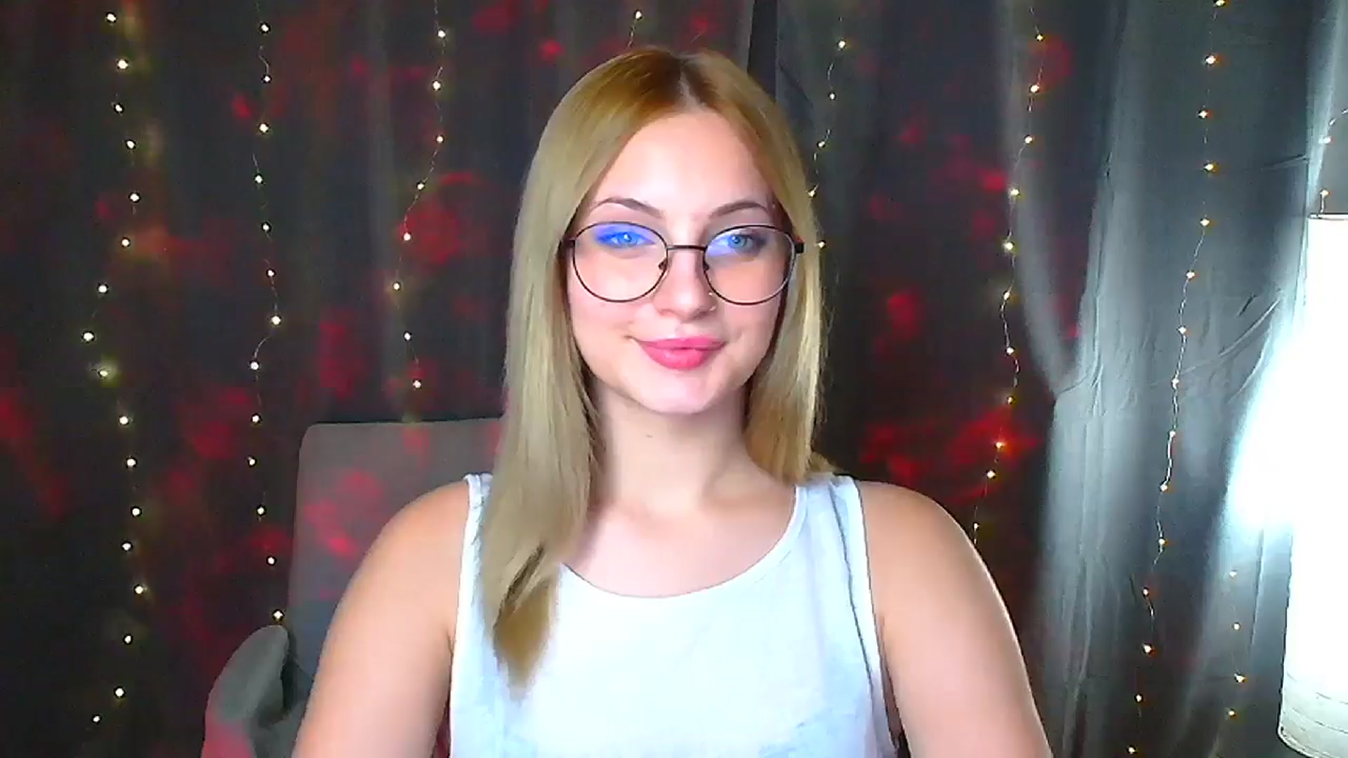 Gallery image thumbnail from Kissismimy's myfreecams stream on, 09/13/2024, 12:07 image 9 of 20