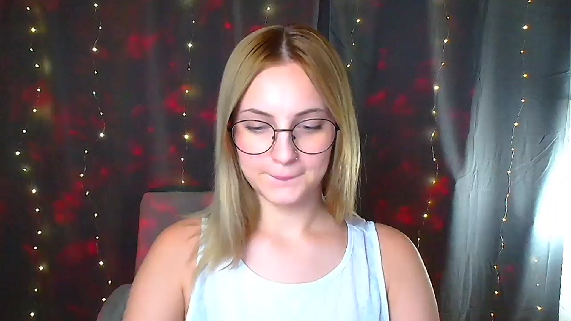 Gallery image thumbnail from Kissismimy's myfreecams stream on, 09/14/2024, 11:26 image 15 of 20