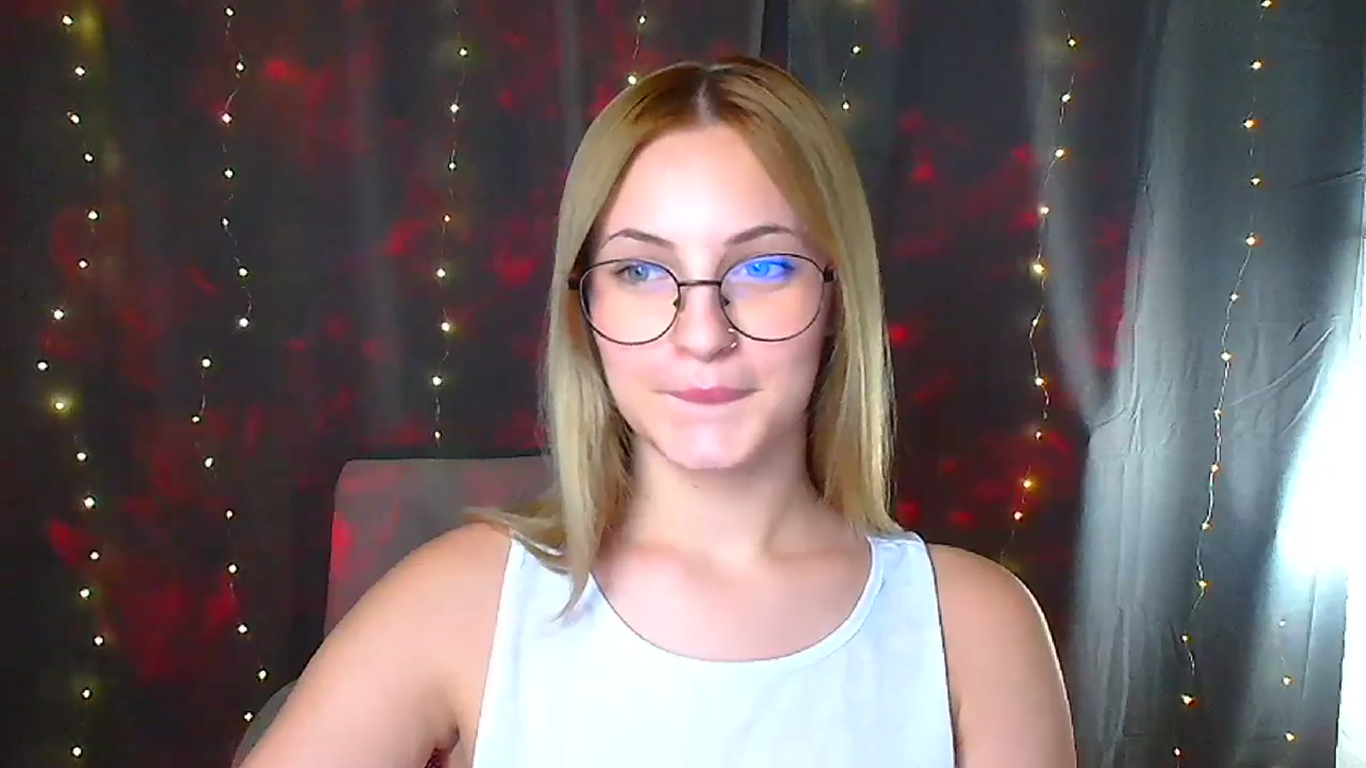 Gallery image thumbnail from Kissismimy's myfreecams stream on, 09/14/2024, 11:26 image 3 of 20