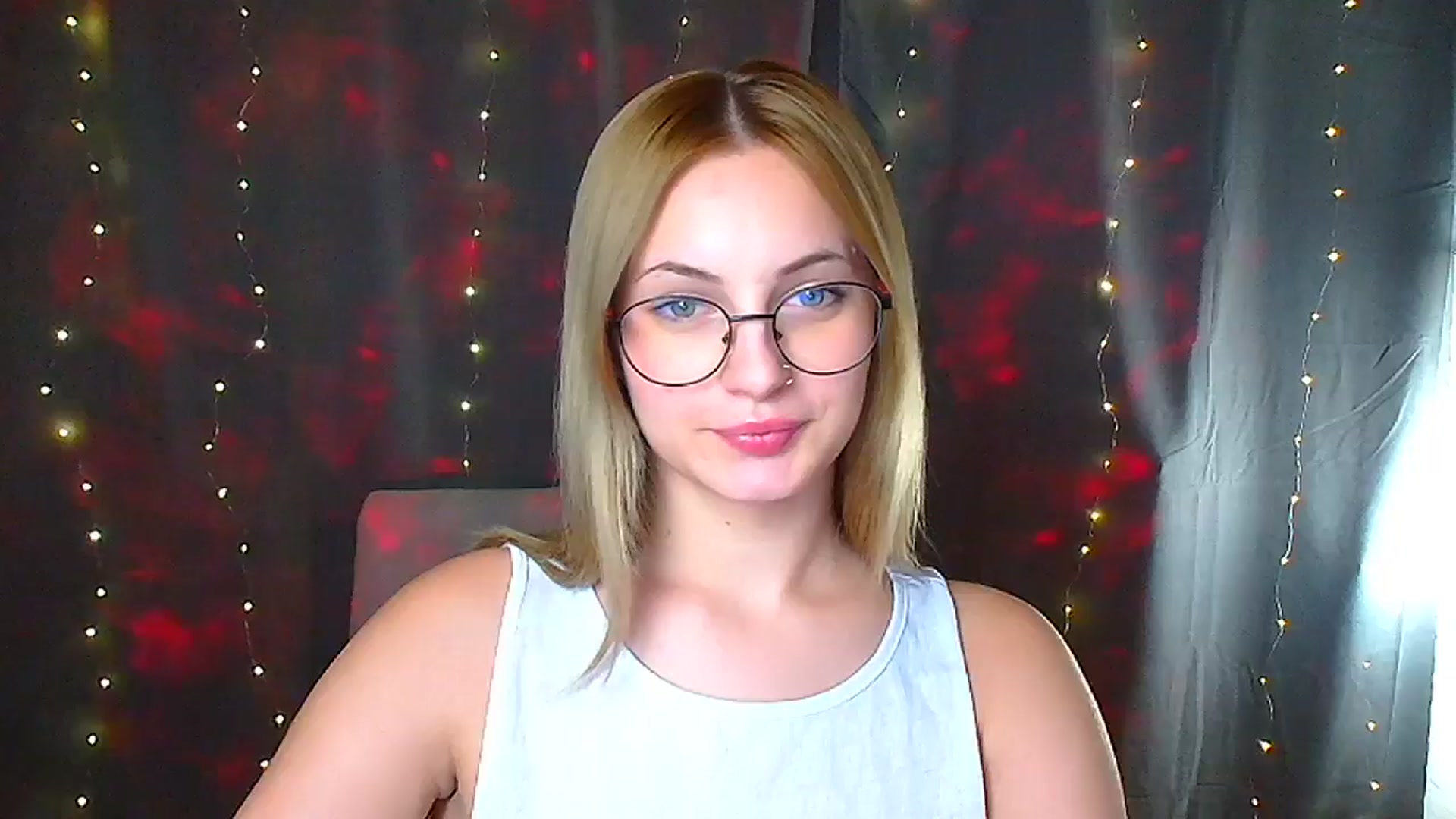 Gallery image thumbnail from Kissismimy's myfreecams stream on, 09/14/2024, 11:26 image 1 of 20
