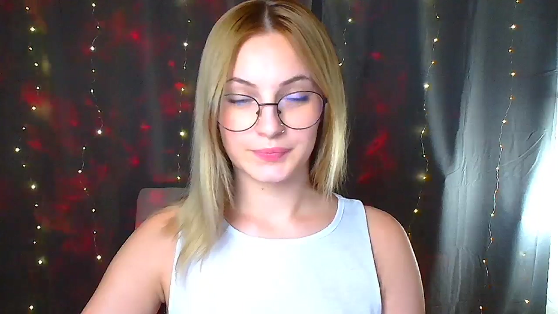 Gallery image thumbnail from Kissismimy's myfreecams stream on, 09/14/2024, 11:26 image 6 of 20