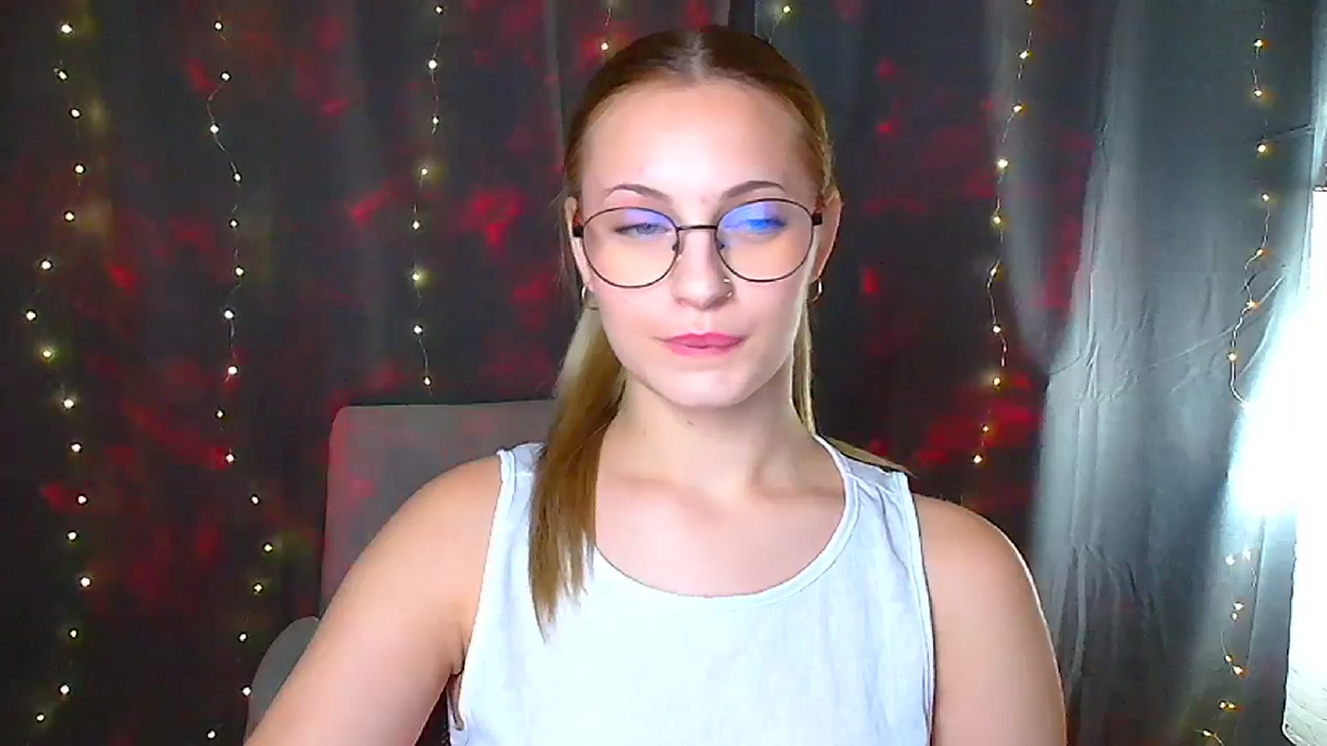 Gallery image thumbnail from Kissismimy's myfreecams stream on, 09/15/2024, 12:41 image 18 of 20