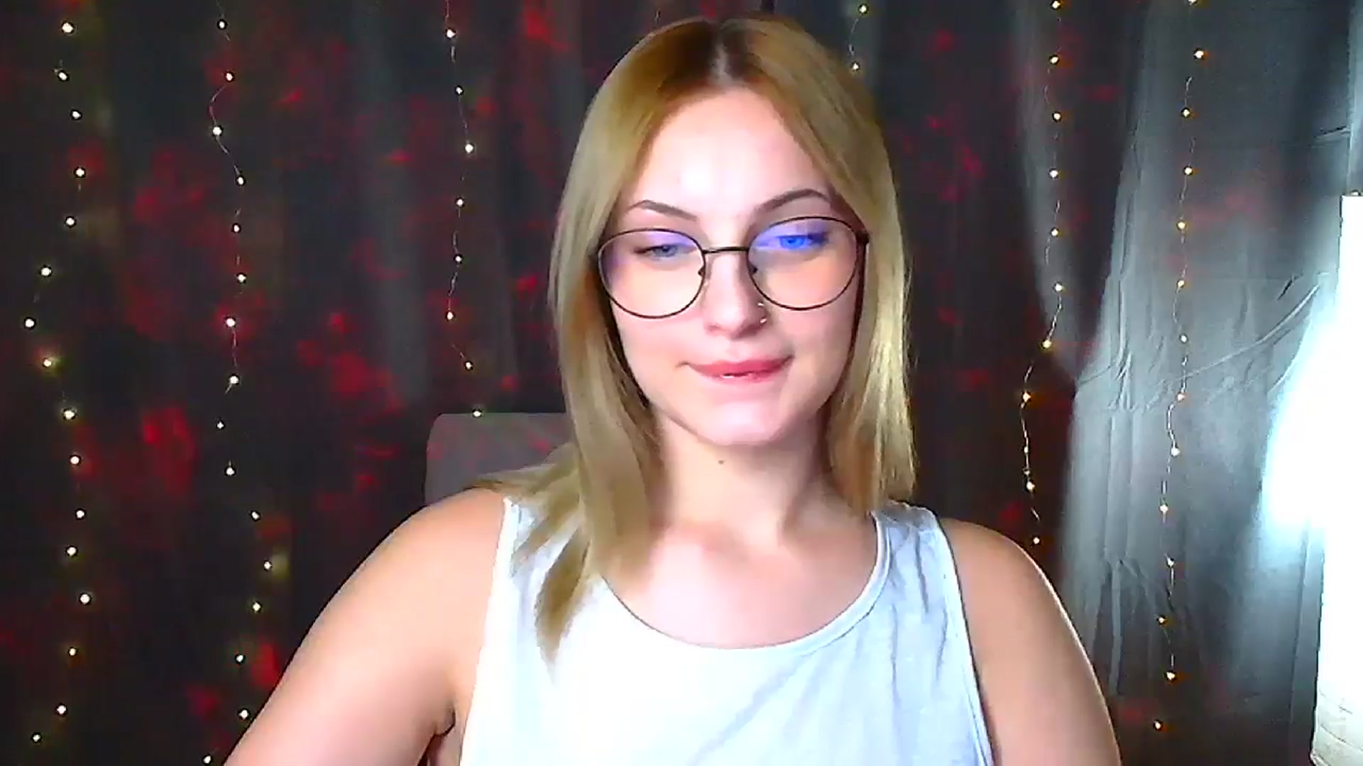 Gallery image thumbnail from Kissismimy's myfreecams stream on, 09/20/2024, 11:29 image 8 of 20
