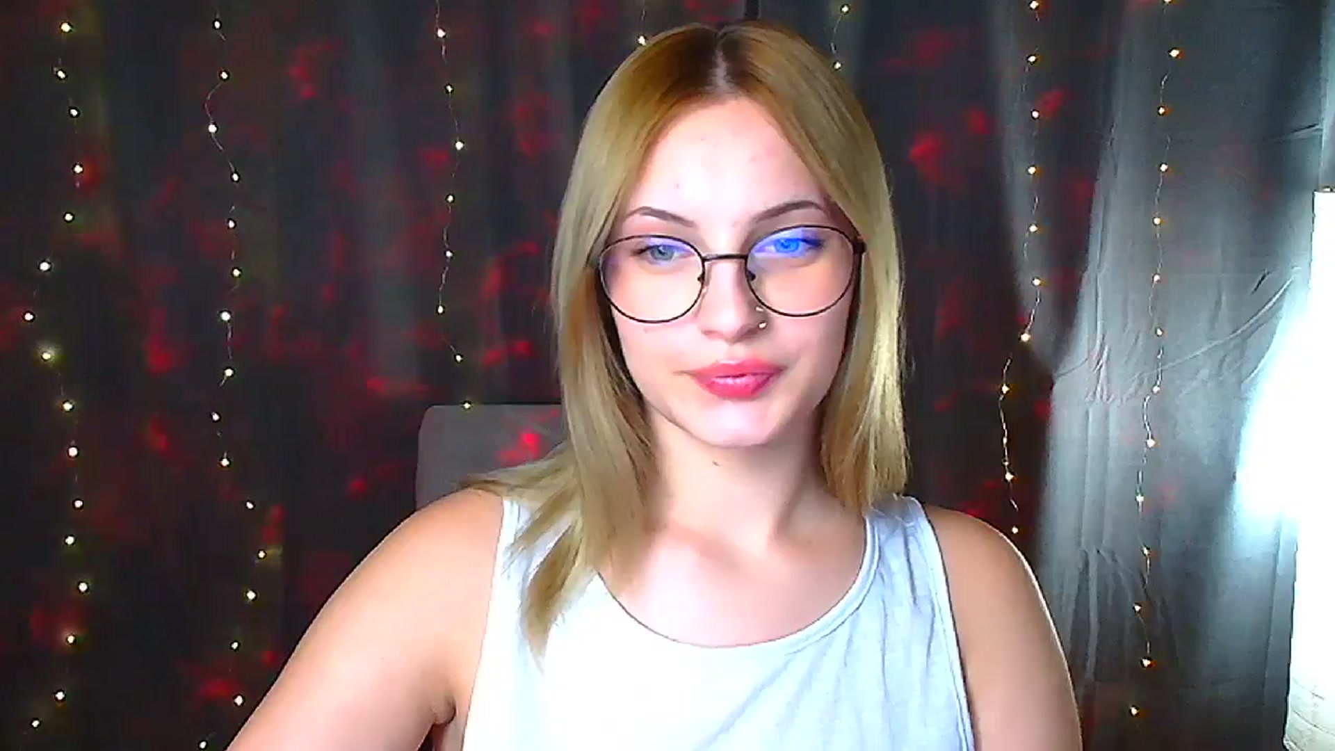 Gallery image thumbnail from Kissismimy's myfreecams stream on, 09/20/2024, 11:29 image 10 of 20