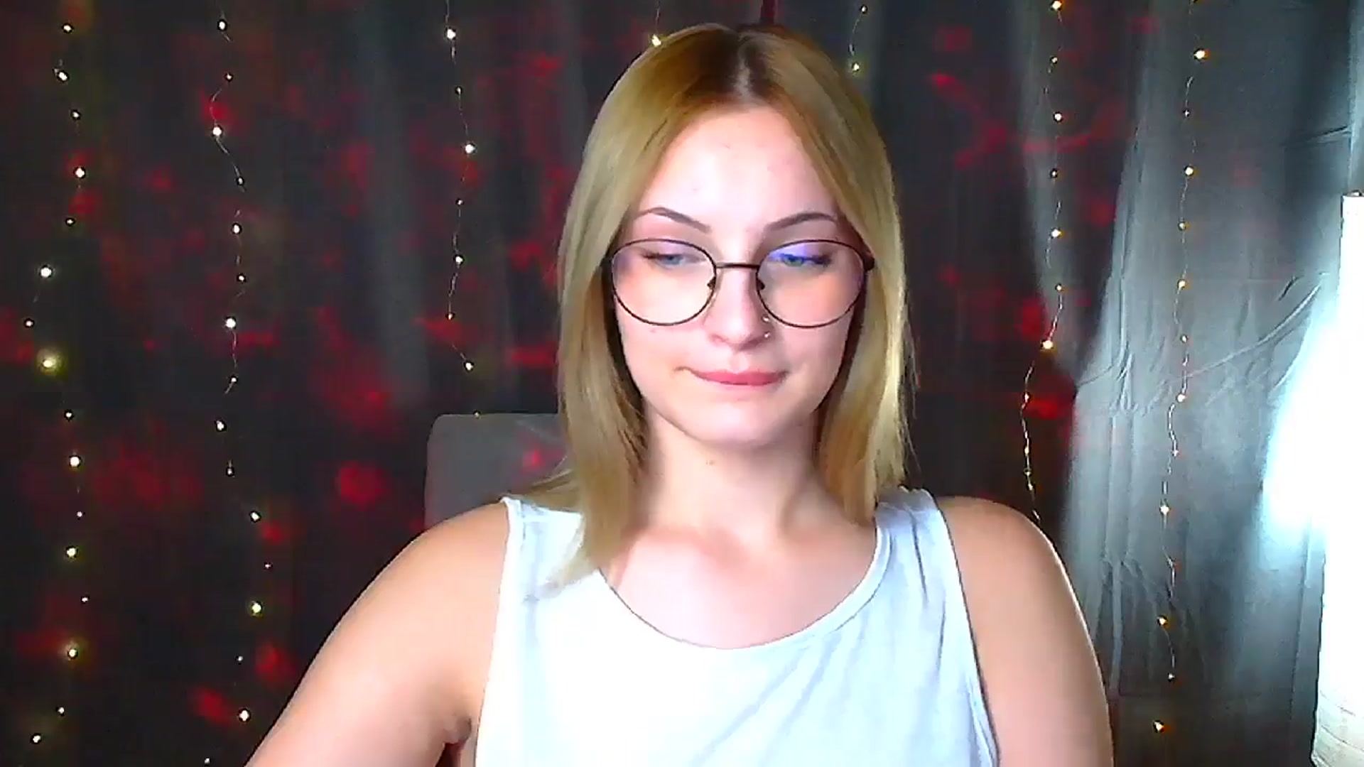 Gallery image thumbnail from Kissismimy's myfreecams stream on, 09/20/2024, 11:29 image 14 of 20