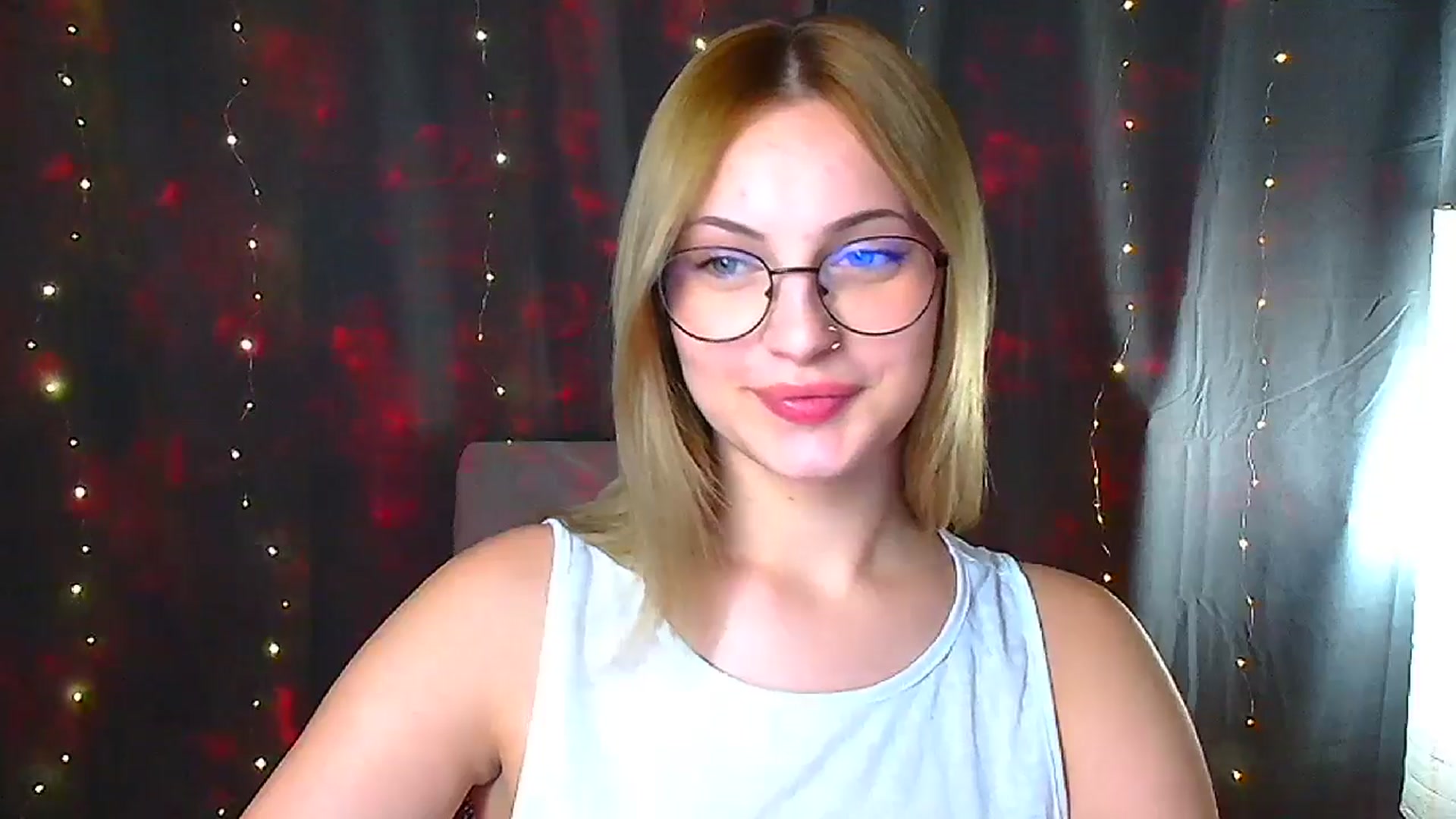 Gallery image thumbnail from Kissismimy's myfreecams stream on, 09/20/2024, 11:29 image 5 of 20