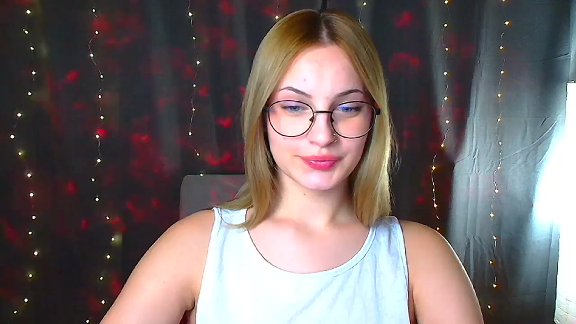 Gallery image thumbnail from Kissismimy's myfreecams stream on, 09/20/2024, 11:29 image 12 of 20