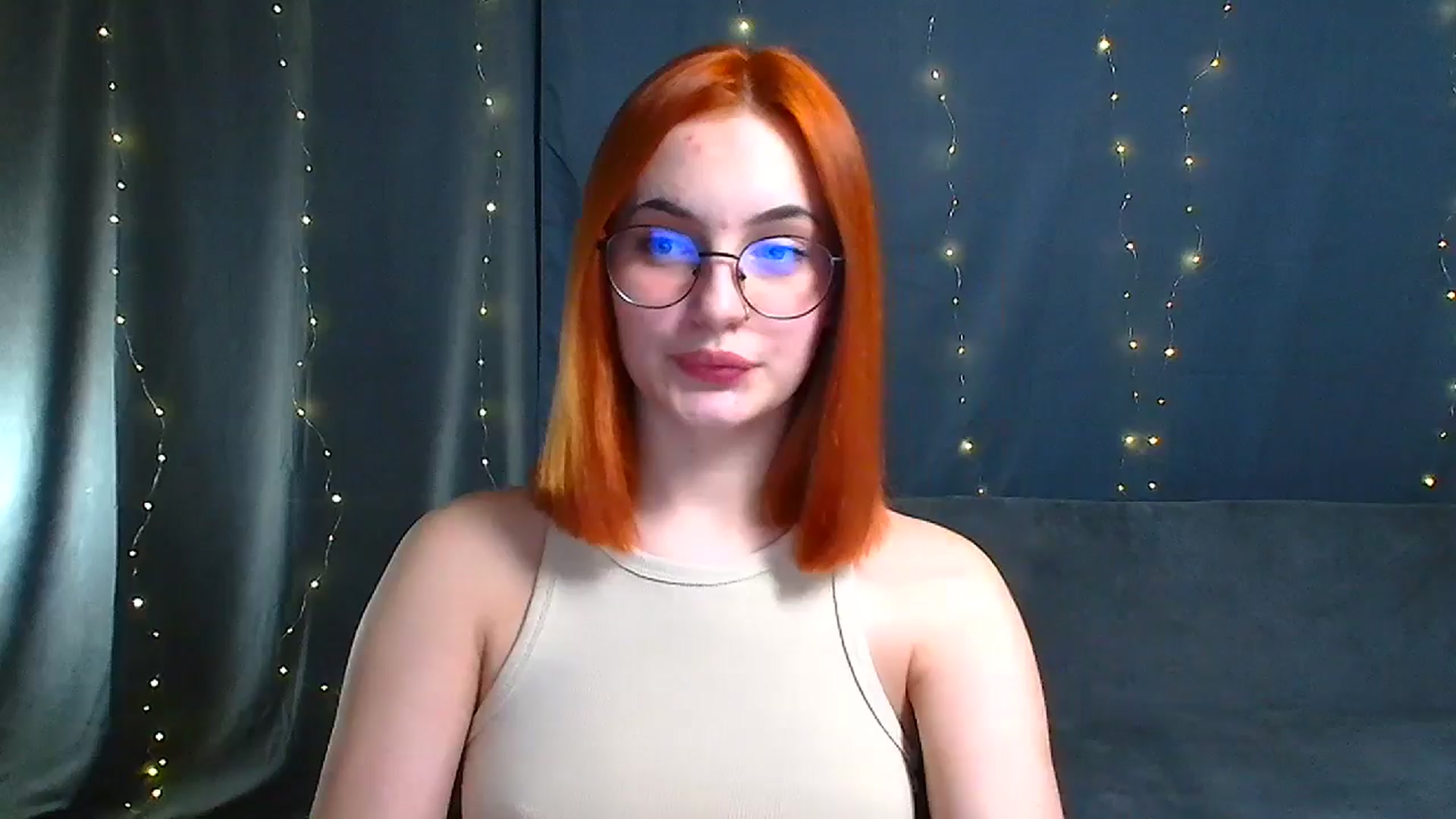 Gallery image thumbnail from Kissismimy's myfreecams stream on, 12/25/2024, 19:44 image 5 of 20