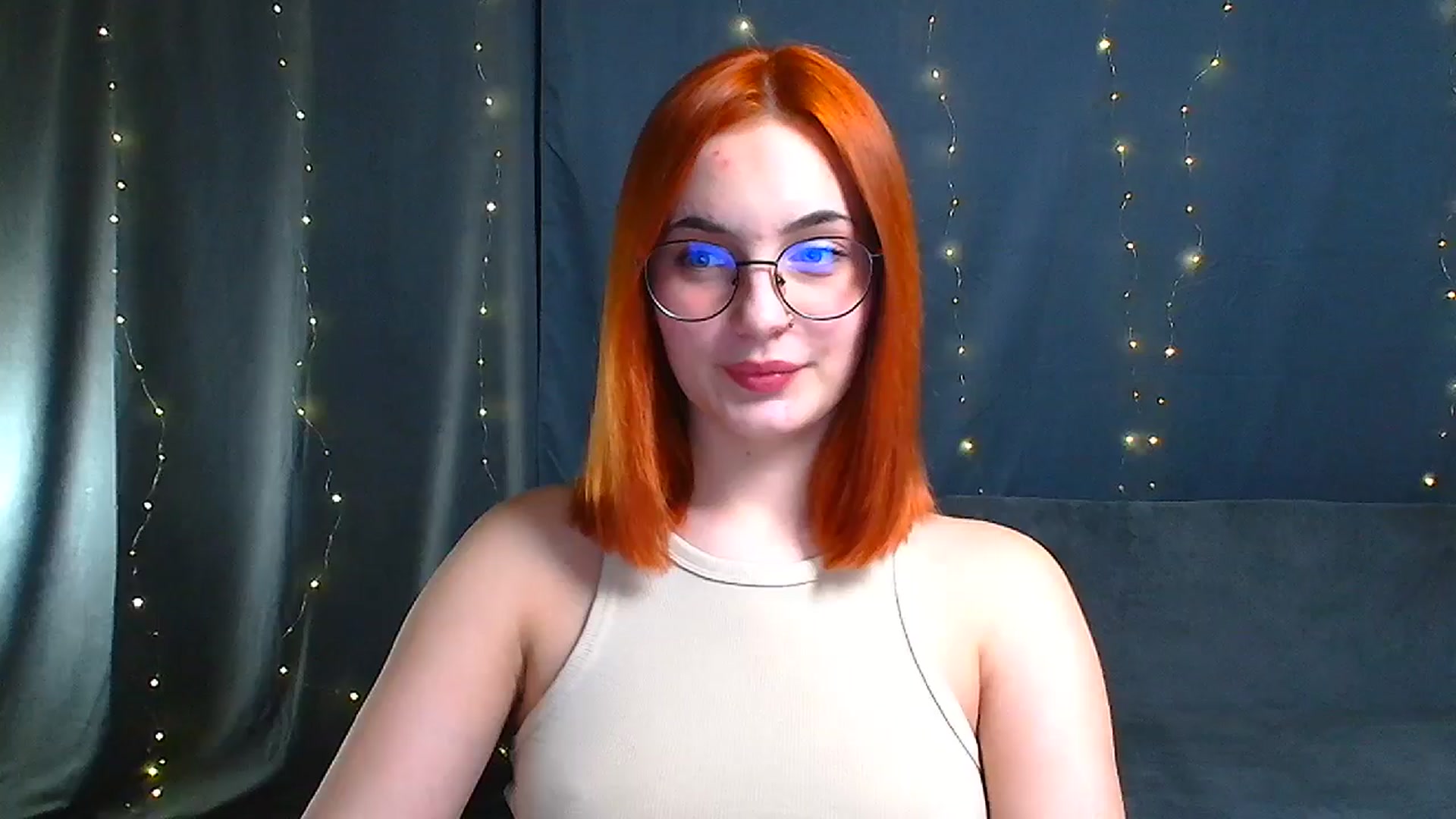 Gallery image thumbnail from Kissismimy's myfreecams stream on, 12/25/2024, 19:44 image 19 of 20