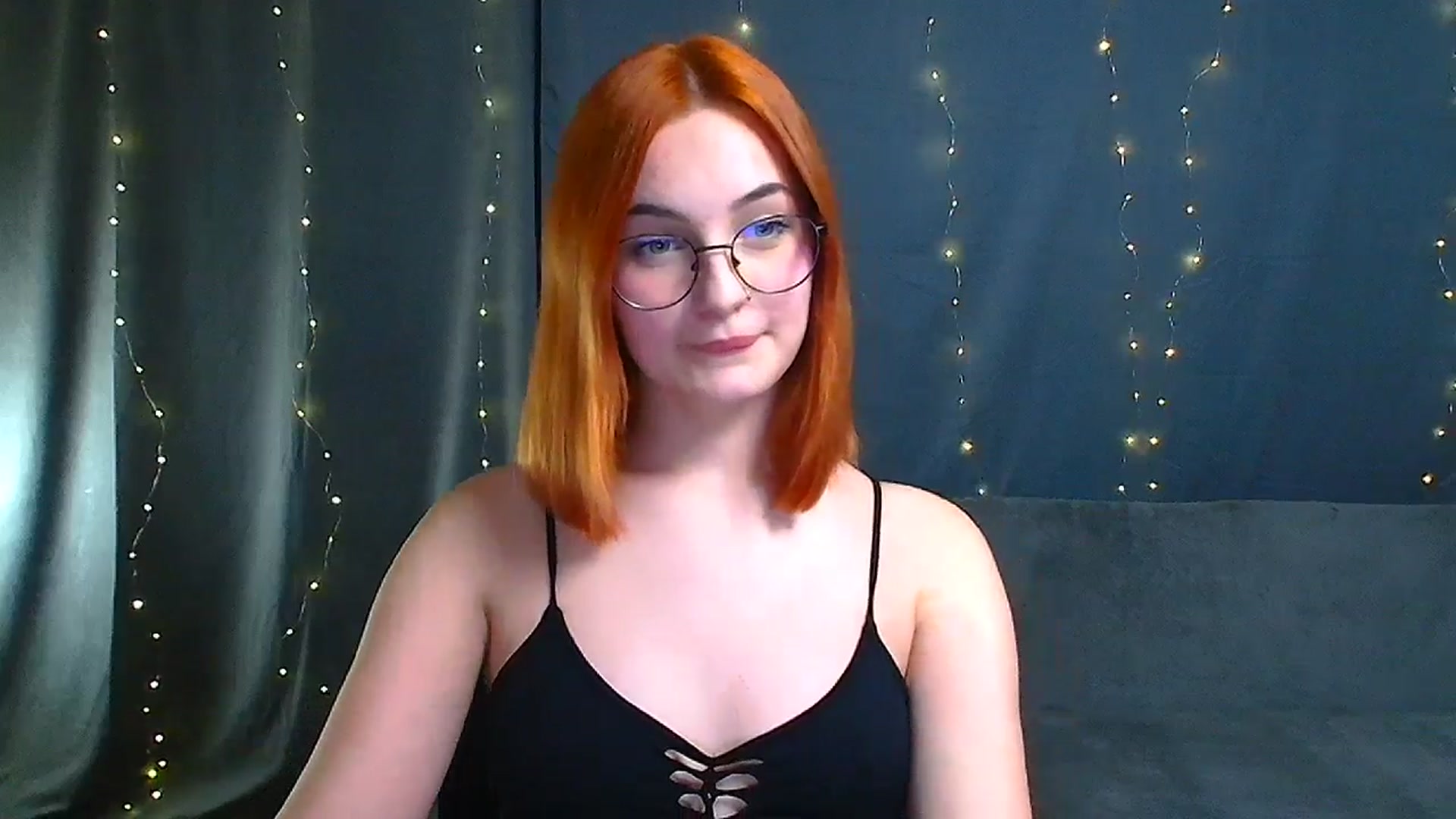 Gallery image thumbnail from Kissismimy's myfreecams stream on, 12/30/2024, 16:59 image 18 of 20