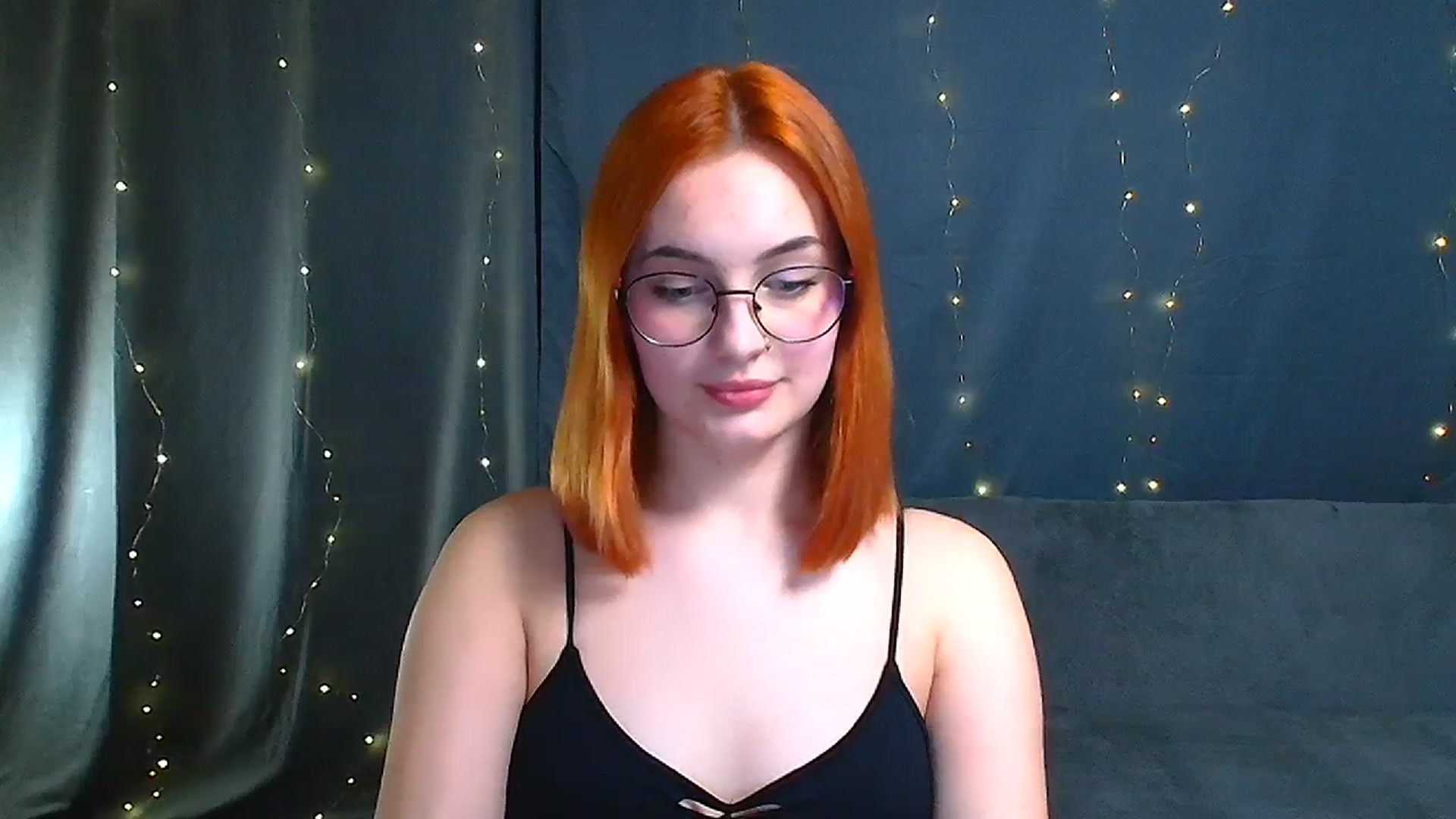 Gallery image thumbnail from Kissismimy's myfreecams stream on, 12/30/2024, 16:59 image 8 of 20