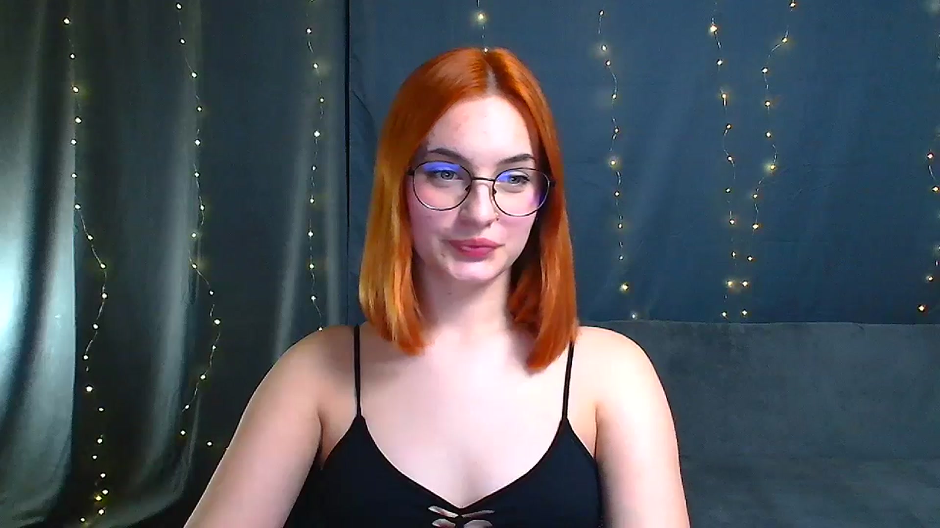 Gallery image thumbnail from Kissismimy's myfreecams stream on, 12/30/2024, 16:59 image 2 of 20