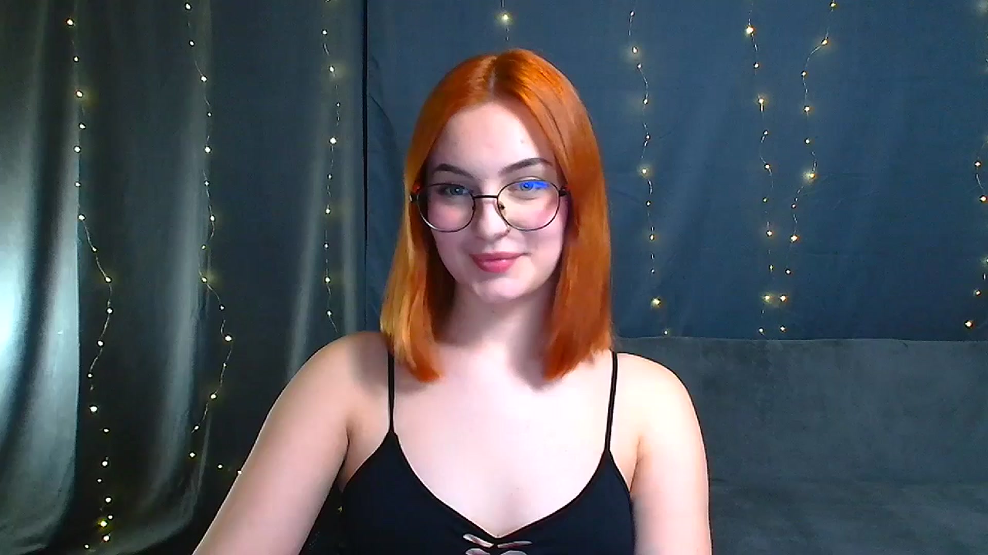 Gallery image thumbnail from Kissismimy's myfreecams stream on, 12/30/2024, 16:59 image 1 of 20