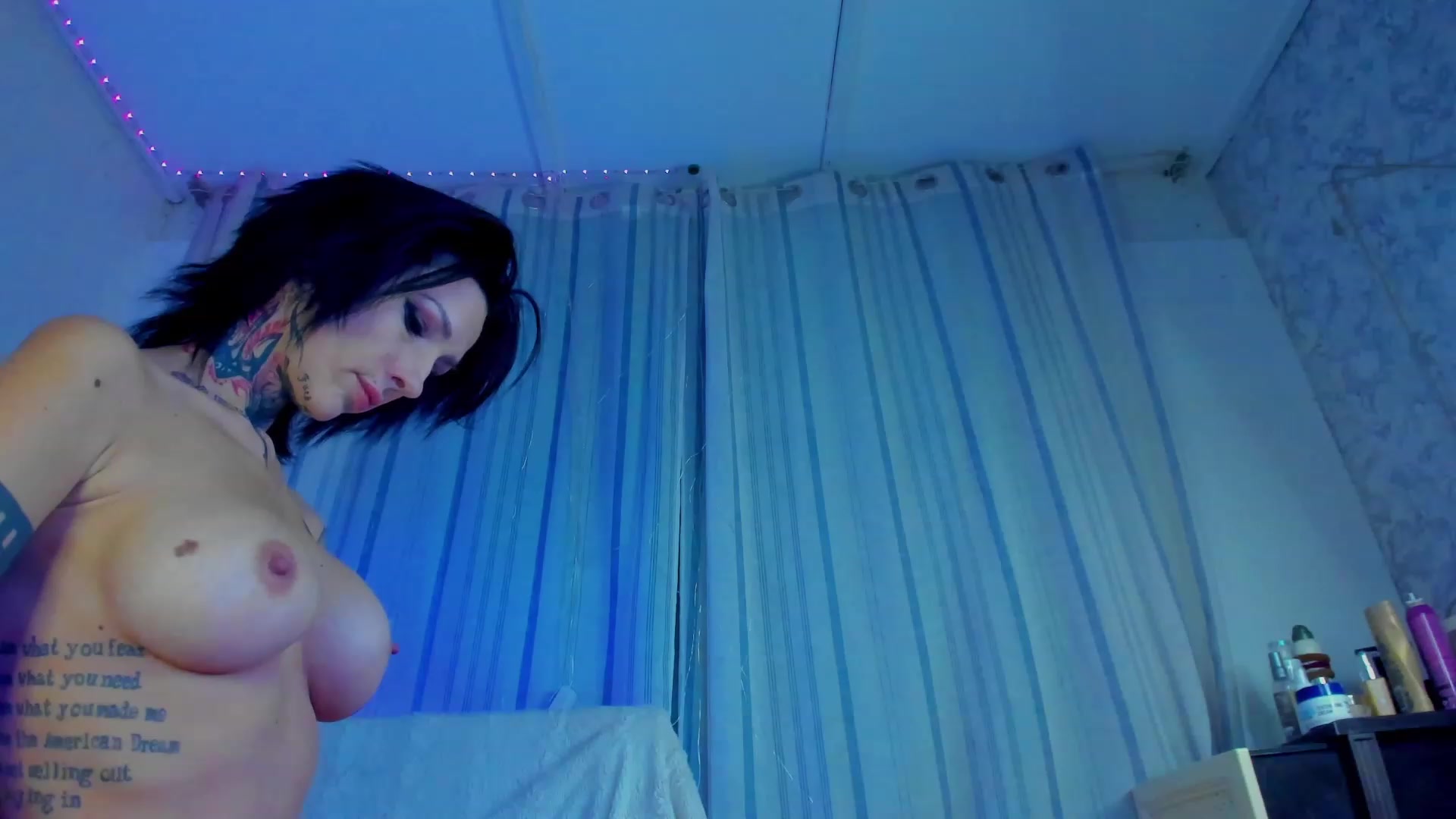 Gallery image thumbnail from Kit_fkn_Kat's myfreecams stream on, 12/23/2022, 19:42 image 9 of 20