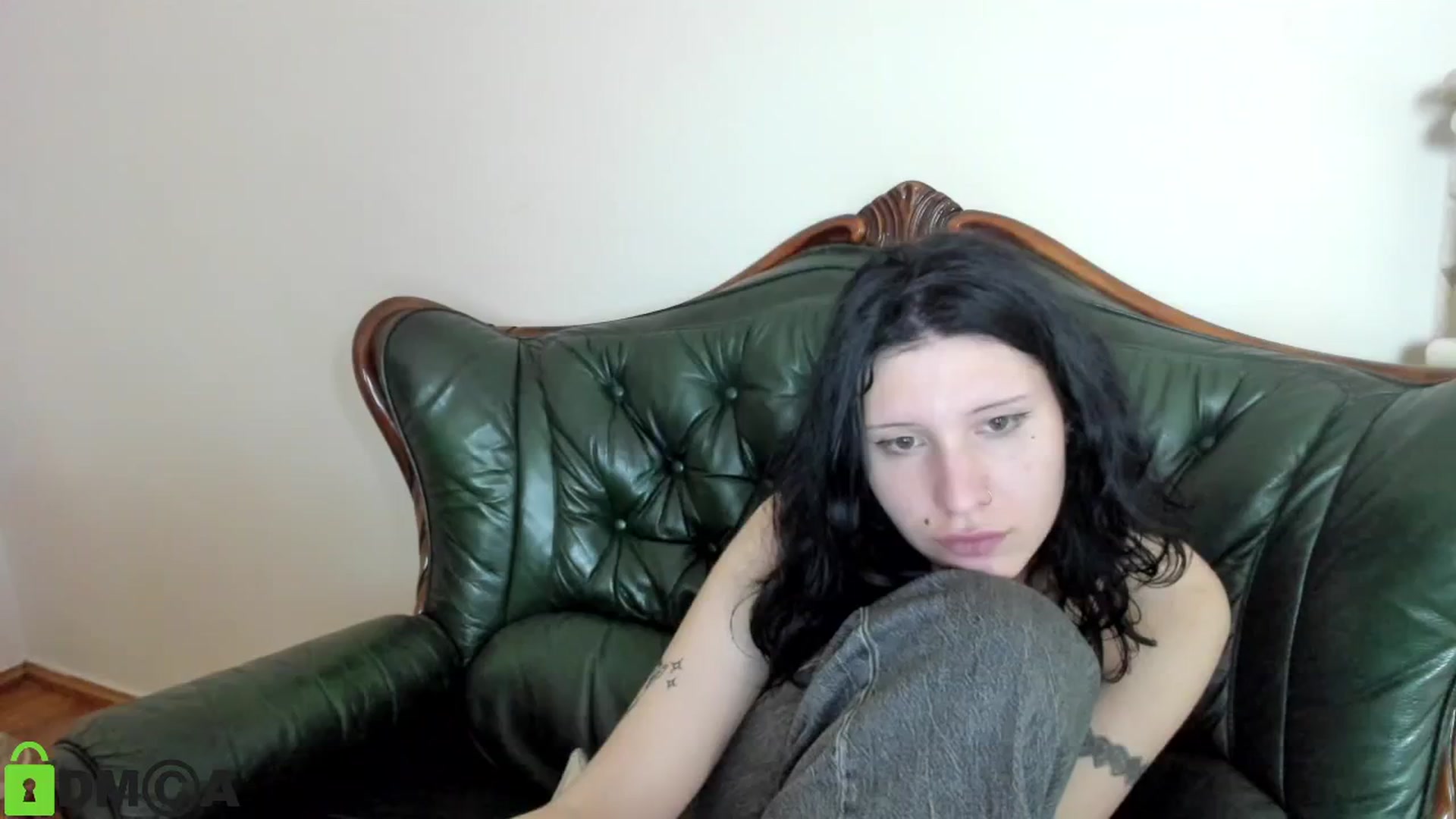 Gallery image thumbnail from KiteKate's myfreecams stream on, 04/24/2025, 24:22 image 8 of 20
