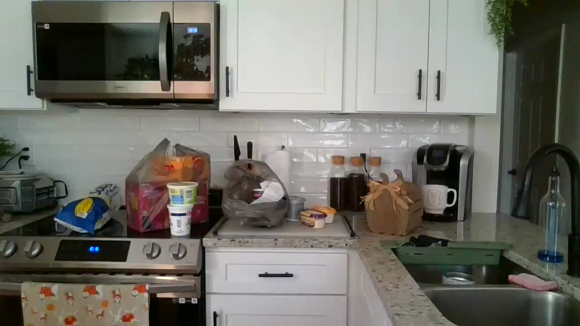 Gallery image thumbnail from KittenCaNudel's myfreecams stream on, 12/19/2023, 16:35 image 1 of 20