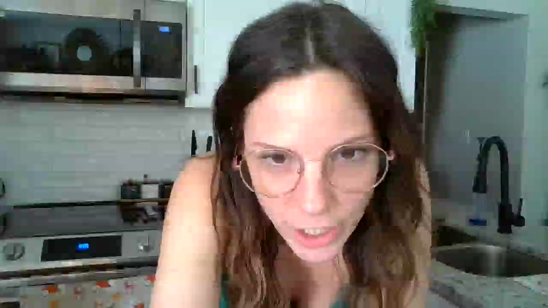 Gallery image thumbnail from KittenCaNudel's myfreecams stream on, 12/19/2023, 17:31 image 20 of 20