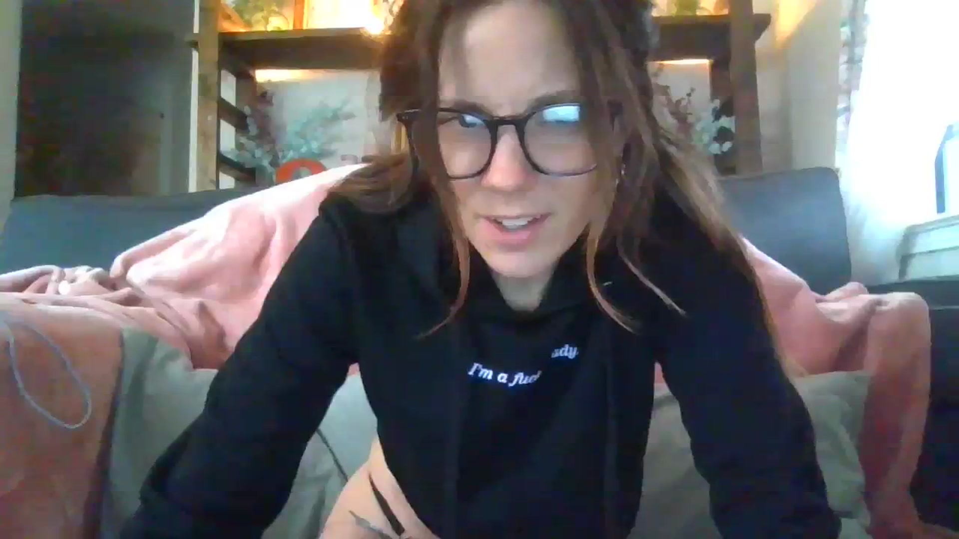 Gallery image thumbnail from KittenCaNudel's myfreecams stream on, 01/16/2024, 17:04 image 8 of 20