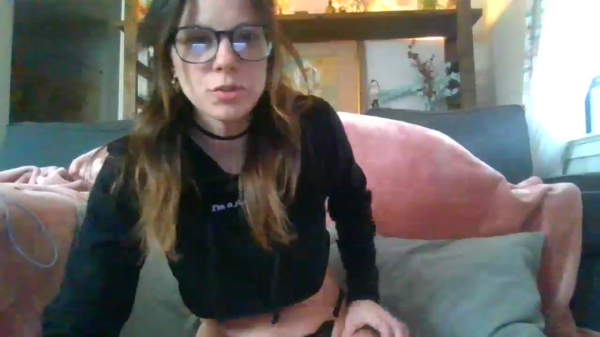 Gallery image thumbnail from KittenCaNudel's myfreecams stream on, 01/16/2024, 17:04 image 5 of 20