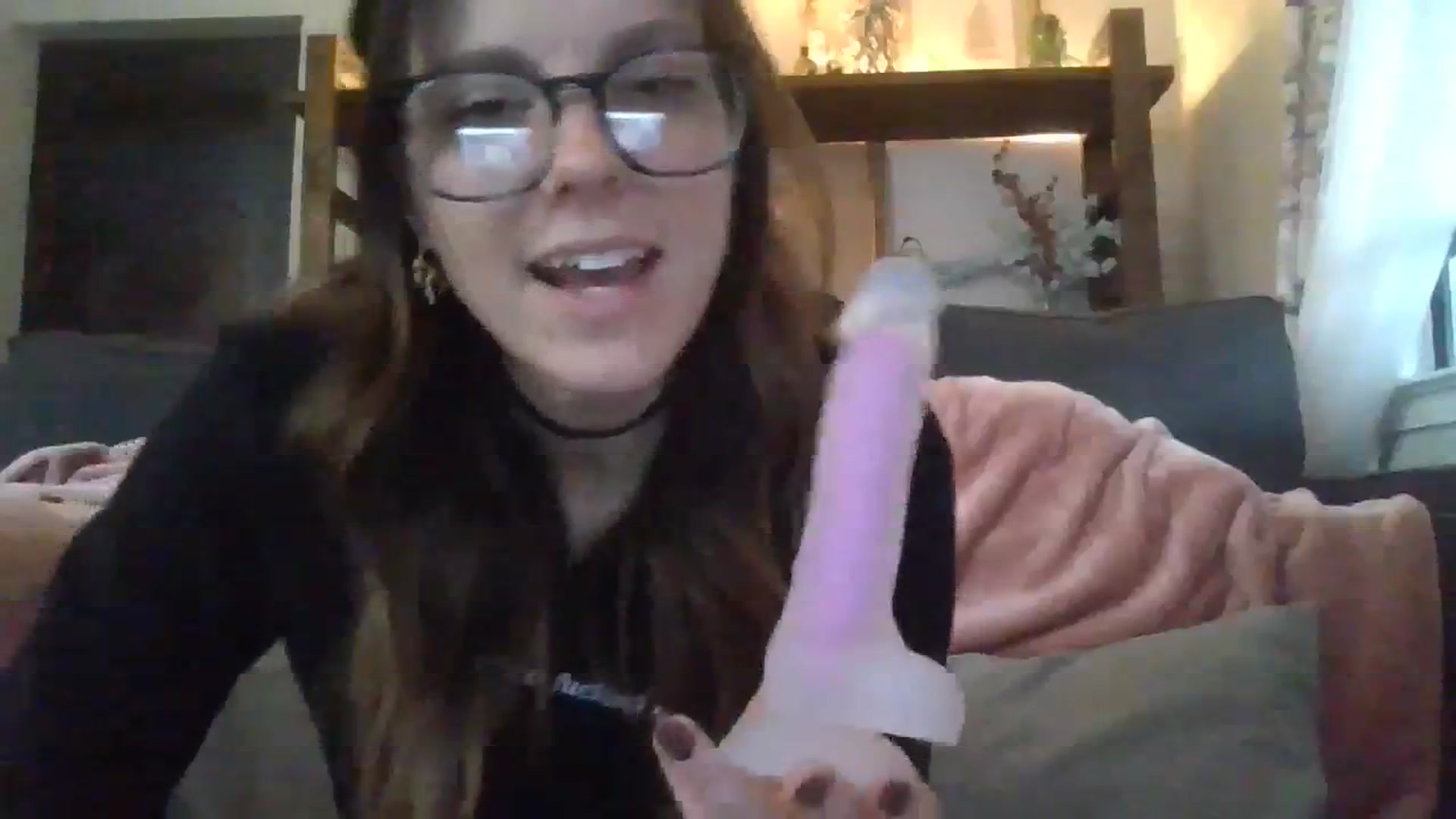 Gallery image thumbnail from KittenCaNudel's myfreecams stream on, 01/16/2024, 19:01 image 13 of 20