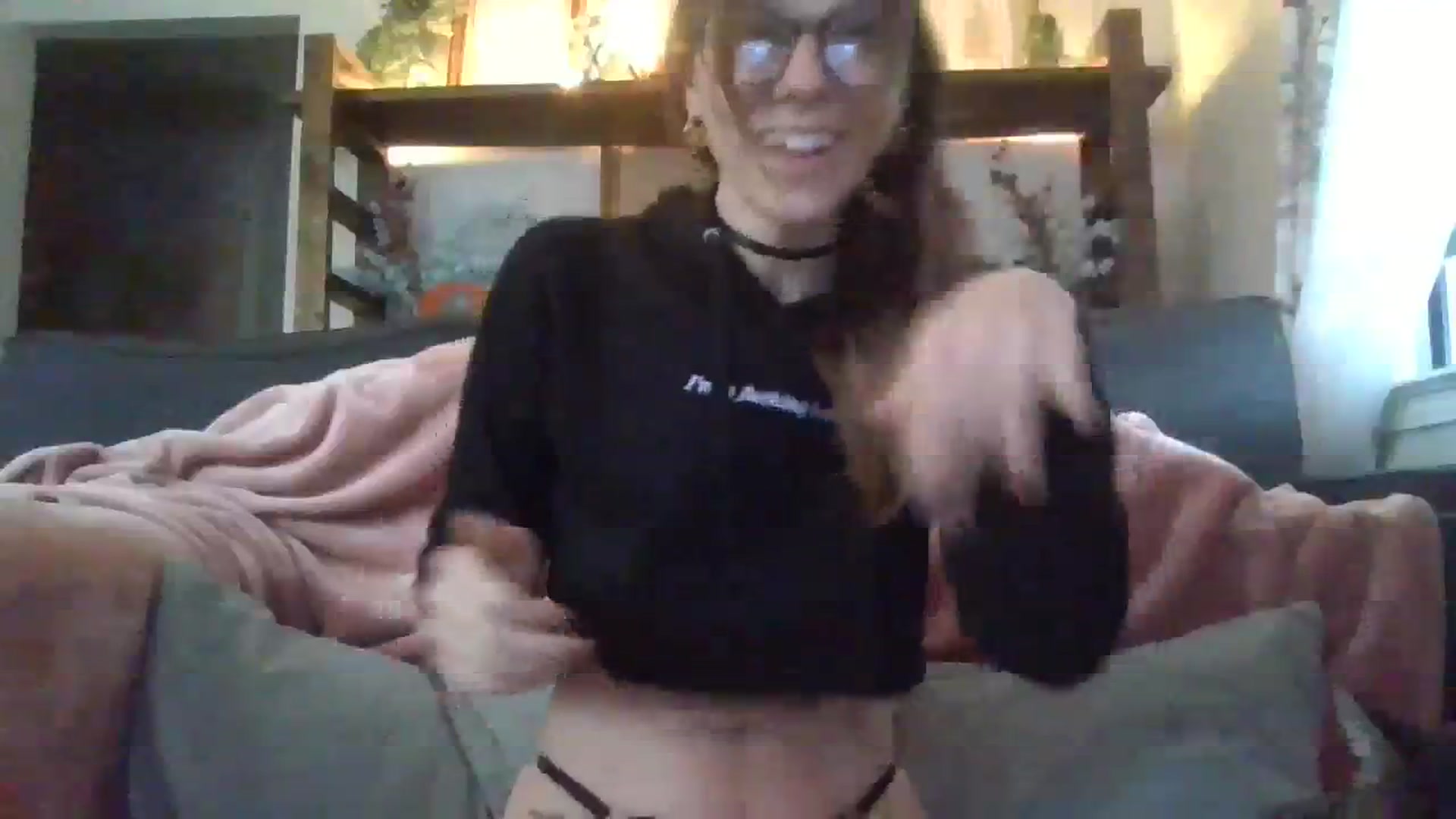 Gallery image thumbnail from KittenCaNudel's myfreecams stream on, 01/16/2024, 19:01 image 5 of 20