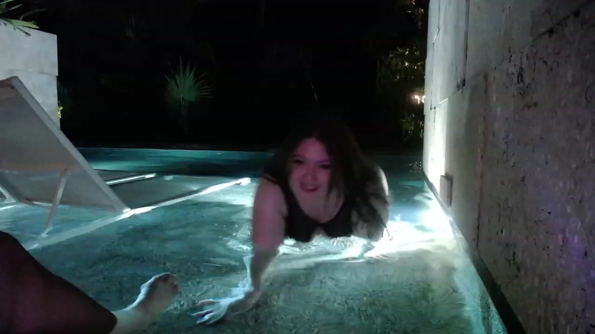 Gallery image thumbnail from KittenGinger's myfreecams stream on, 11/28/2022, 06:03 image 18 of 20