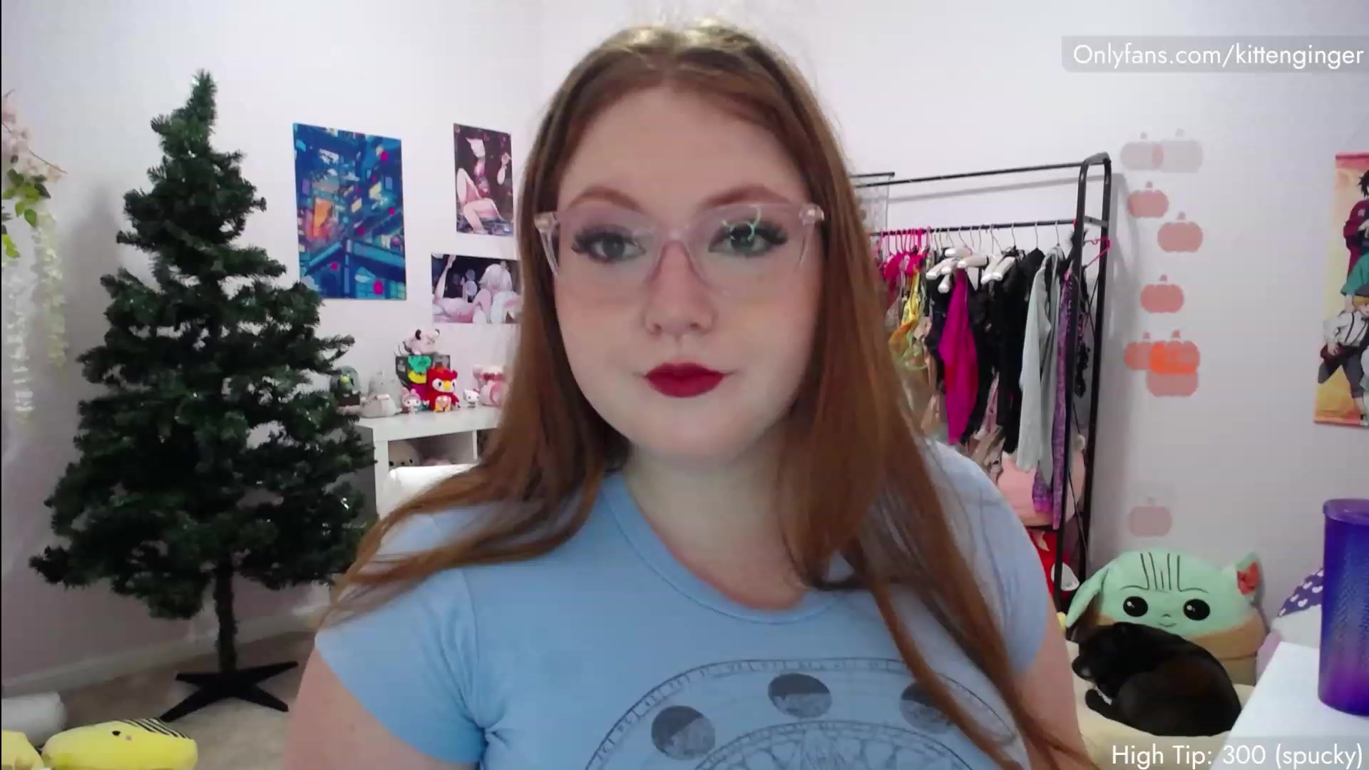 Gallery image thumbnail from KittenGinger's myfreecams stream on, 12/09/2022, 06:06 image 1 of 20