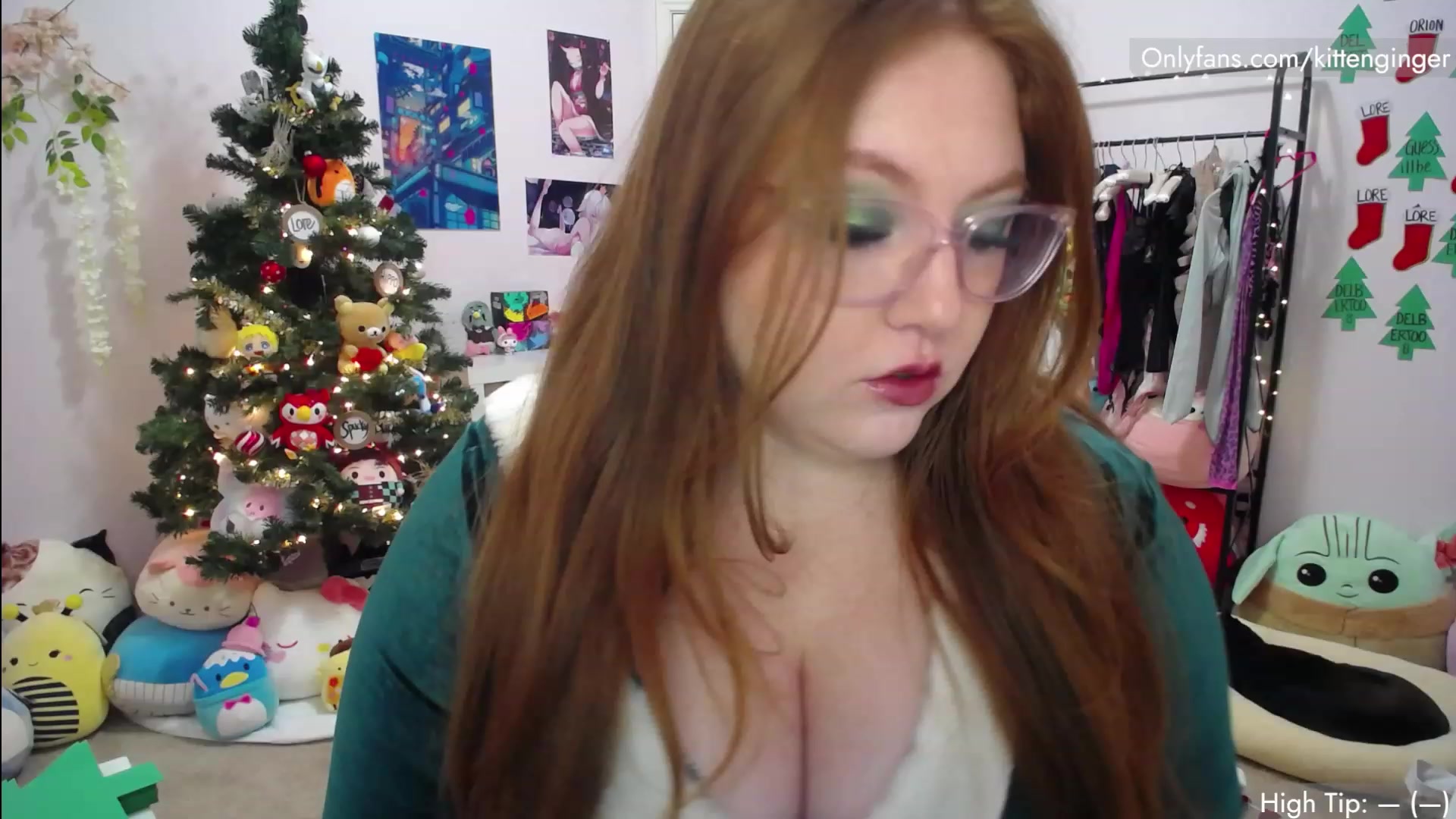Gallery image thumbnail from KittenGinger's myfreecams stream on, 12/18/2022, 05:59 image 1 of 20