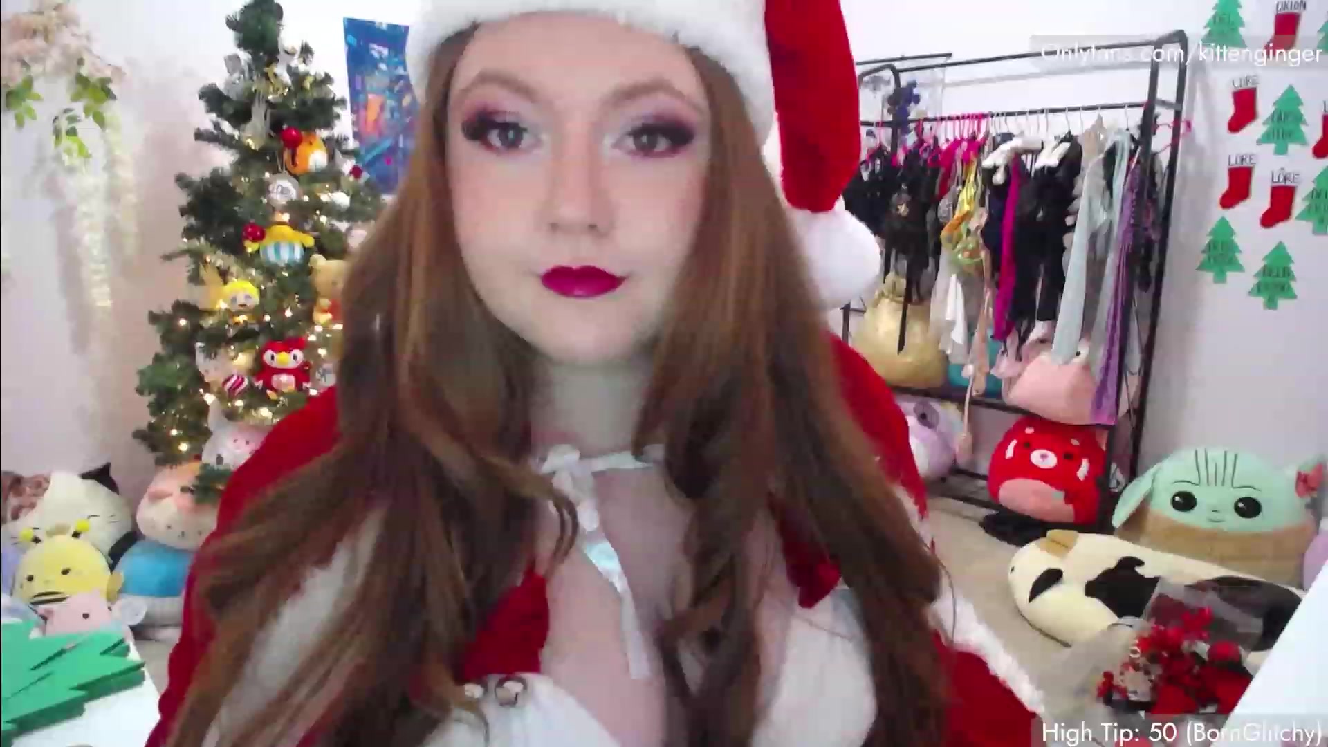 Gallery image thumbnail from KittenGinger's myfreecams stream on, 12/24/2022, 05:38 image 14 of 20