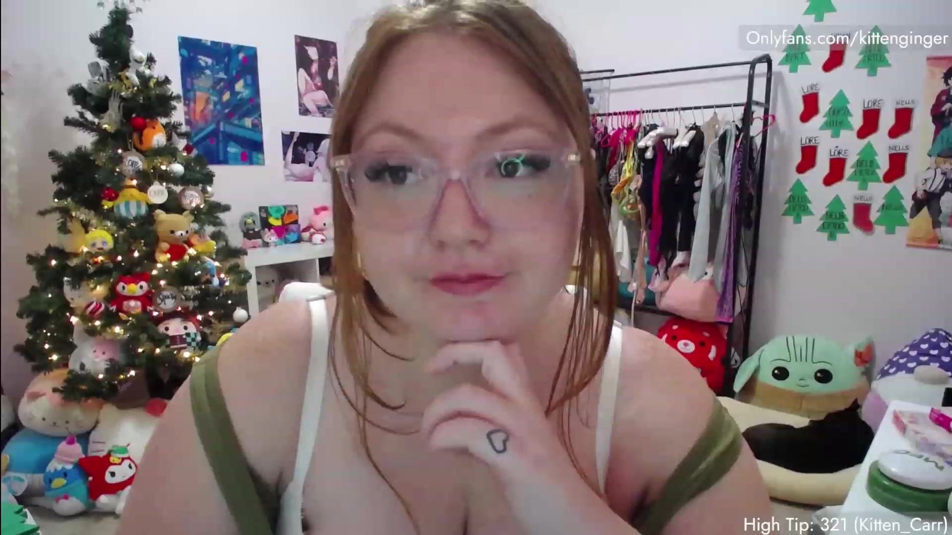 Gallery image thumbnail from KittenGinger's myfreecams stream on, 12/30/2022, 05:34 image 19 of 20