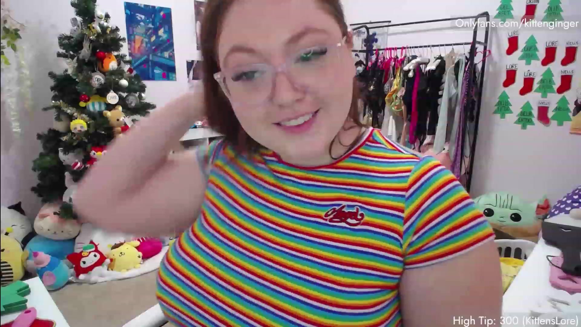 Gallery image thumbnail from KittenGinger's myfreecams stream on, 01/03/2023, 06:27 image 6 of 20