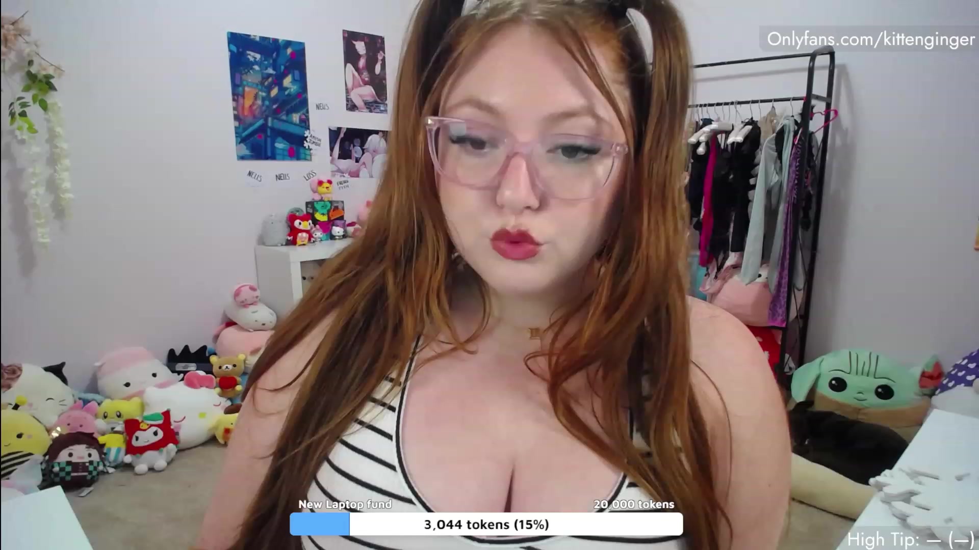Gallery image thumbnail from KittenGinger's myfreecams stream on, 01/27/2023, 05:07 image 6 of 20