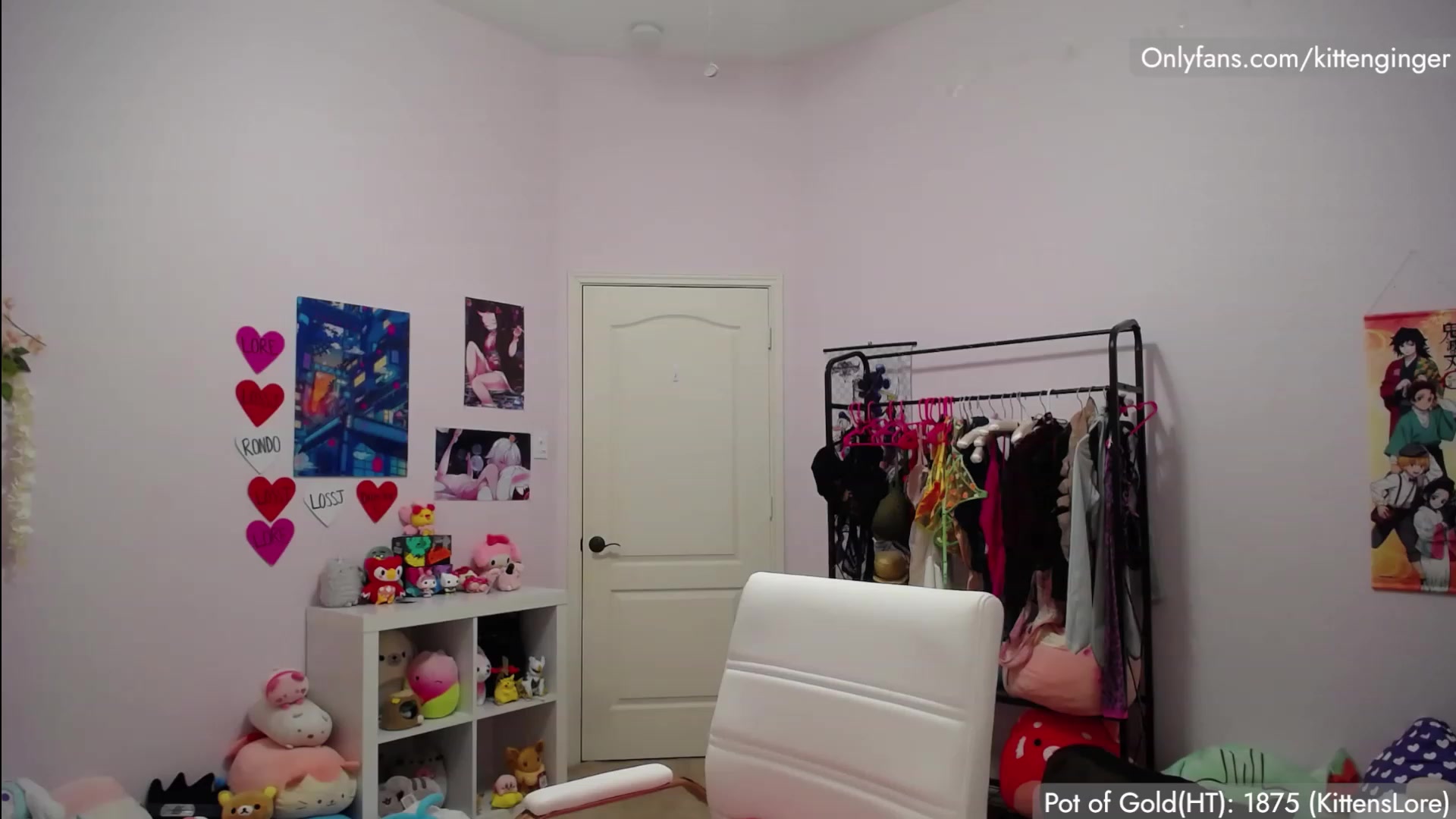 Gallery image thumbnail from KittenGinger's myfreecams stream on, 03/23/2023, 04:52 image 11 of 20