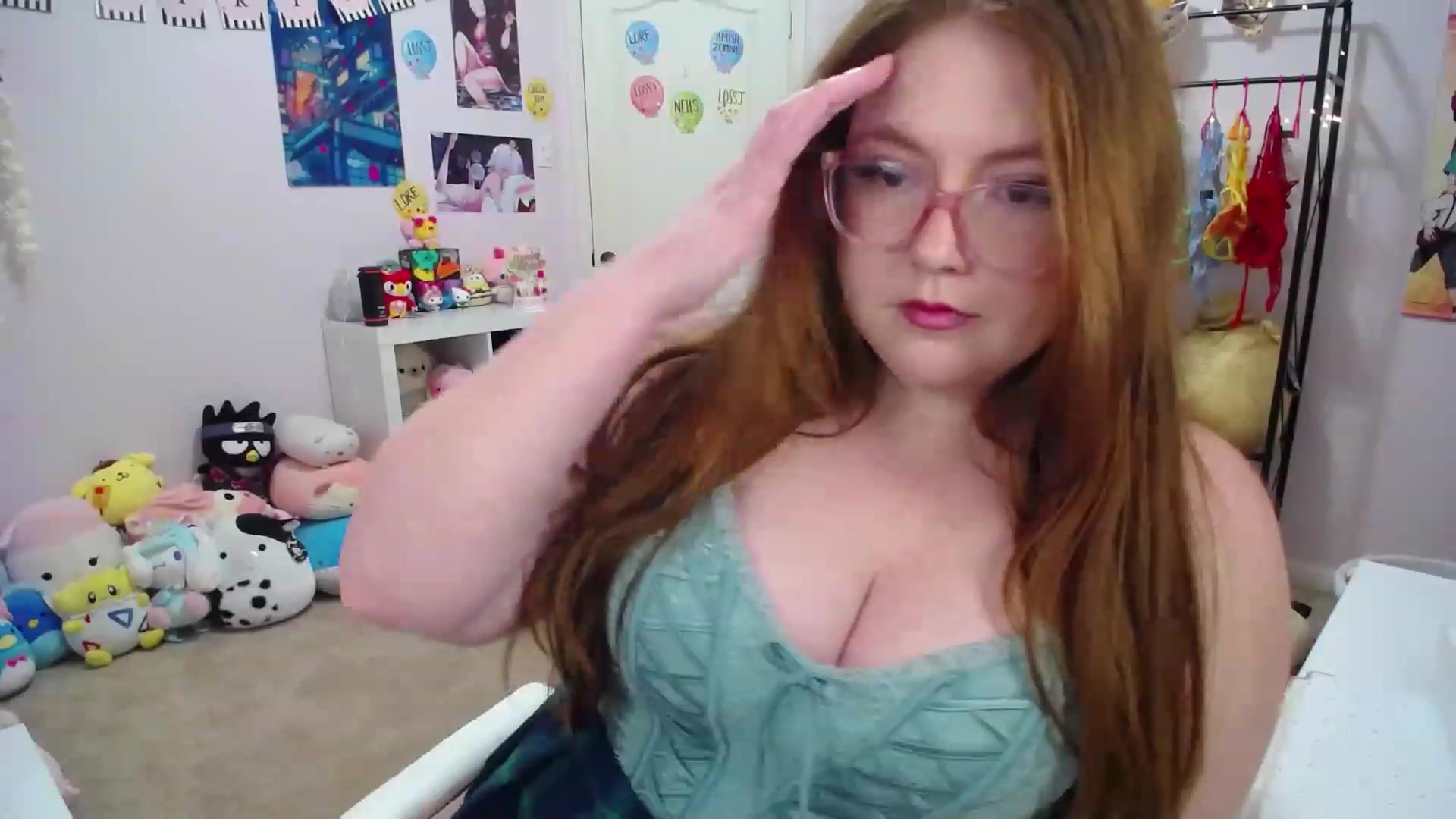 Gallery image thumbnail from KittenGinger's myfreecams stream on, 06/17/2023, 04:19 image 17 of 20
