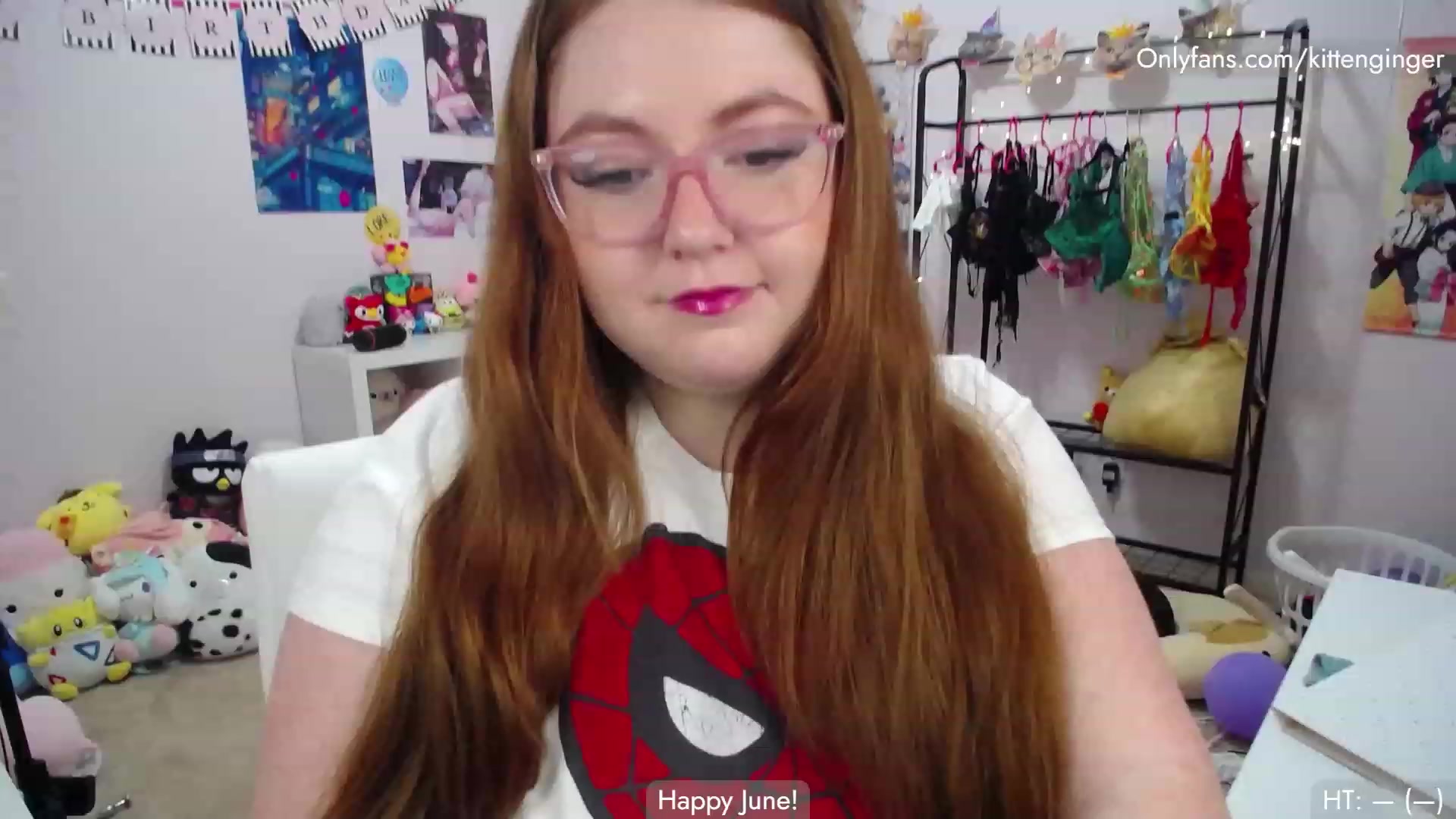 Gallery image thumbnail from KittenGinger's myfreecams stream on, 06/21/2023, 04:11 image 6 of 20
