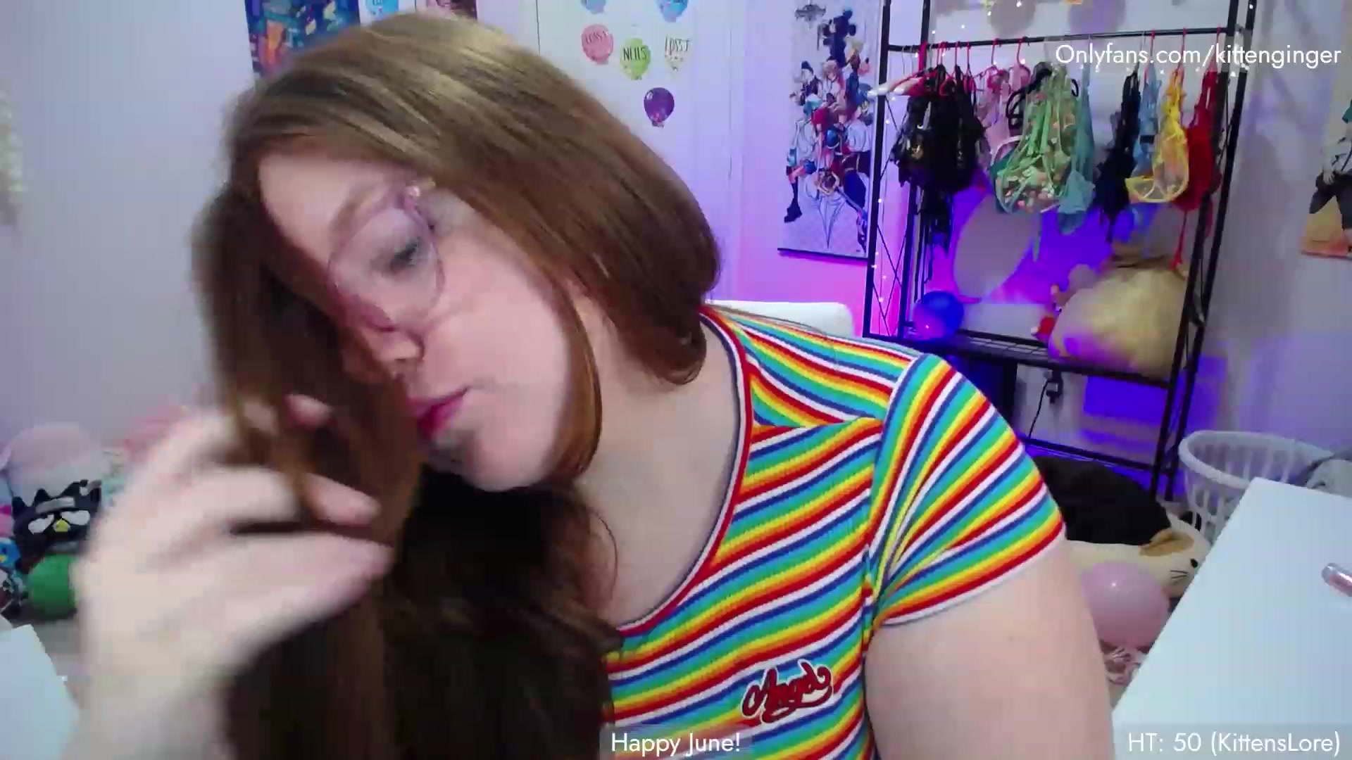 Gallery image thumbnail from KittenGinger's myfreecams stream on, 06/29/2023, 04:02 image 12 of 20