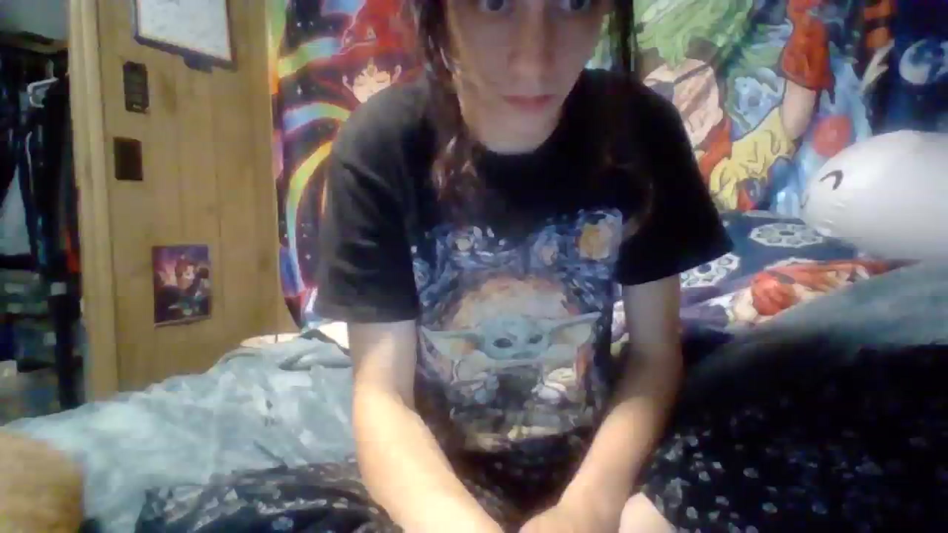 Gallery image thumbnail from KittenMew2's myfreecams stream on, 08/08/2023, 18:32 image 14 of 20