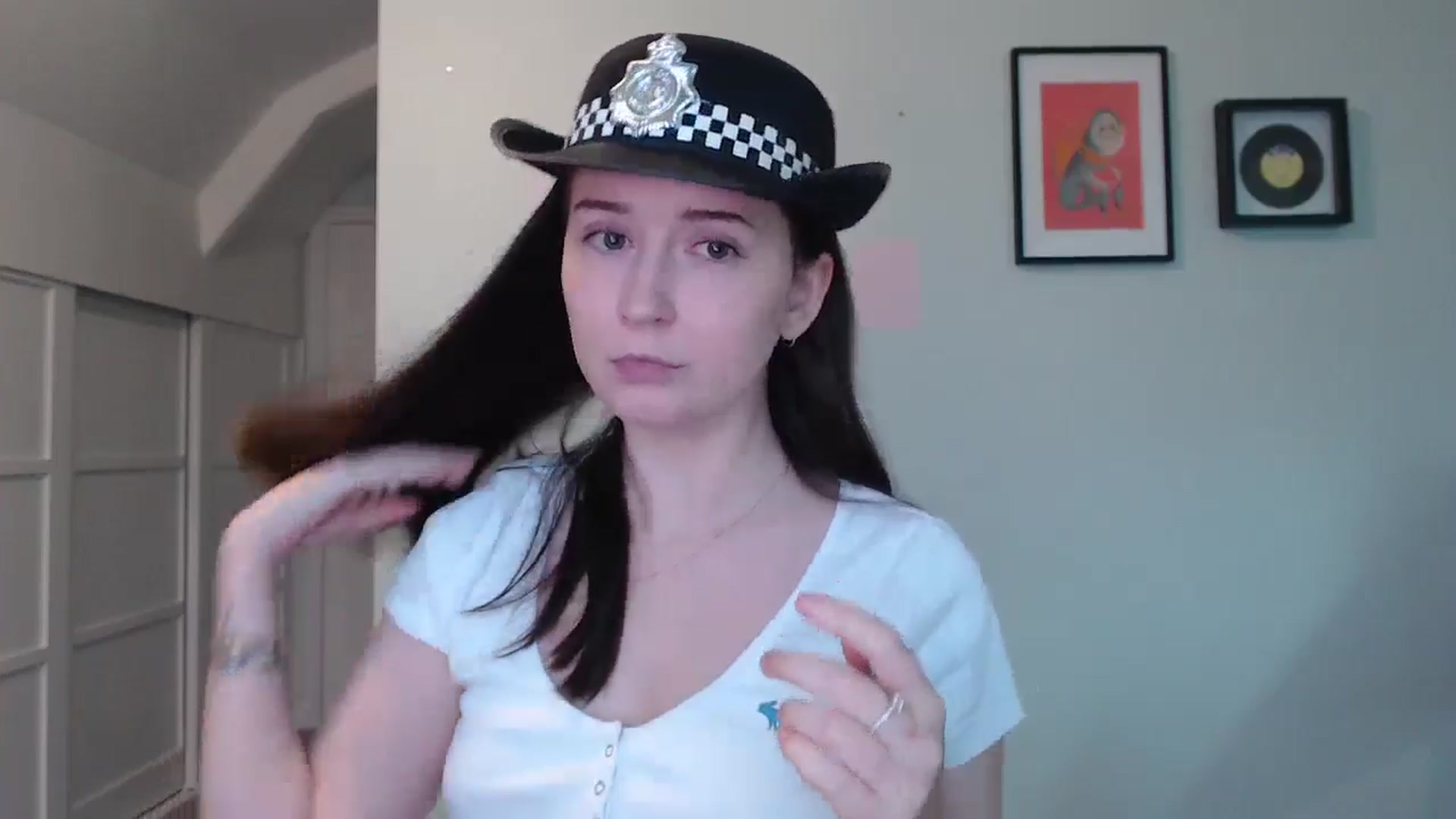 Gallery image thumbnail from Kitten_Sophie's myfreecams stream on, 11/06/2024, 15:34 image 5 of 20