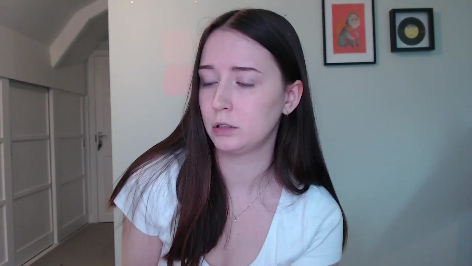 Gallery image thumbnail from Kitten_Sophie's myfreecams stream on, 11/06/2024, 15:34 image 2 of 20