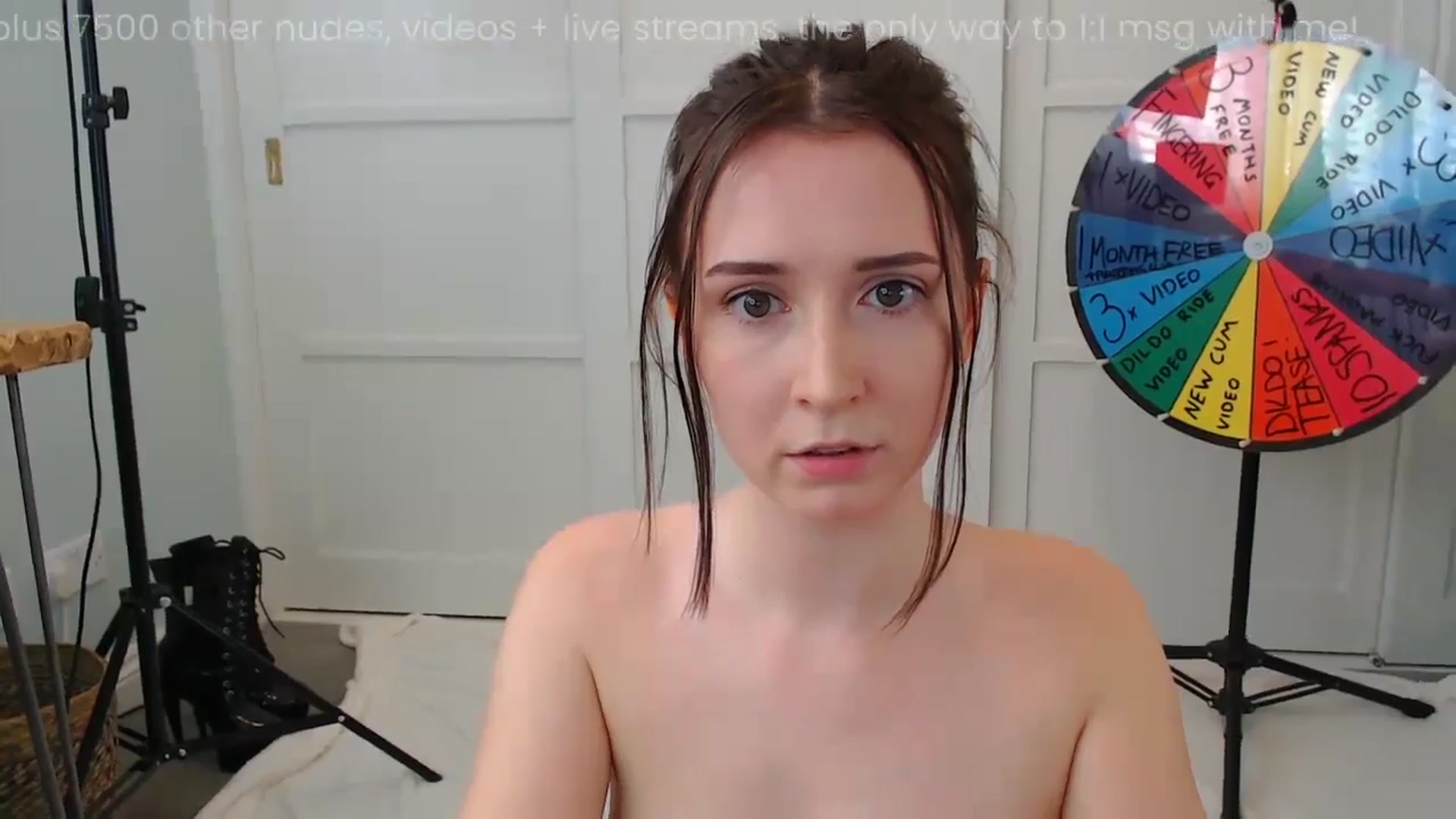 Gallery image thumbnail from Kitten_Sophie's myfreecams stream on, 07/11/2025, 16:44 image 8 of 20