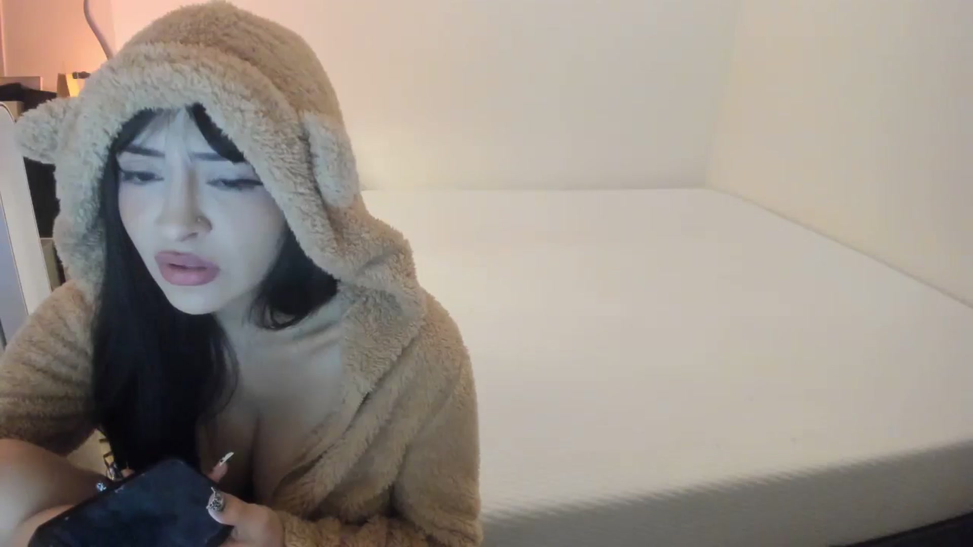Gallery image thumbnail from Kittenxcam's myfreecams stream on, 11/12/2024, 08:19 image 8 of 20