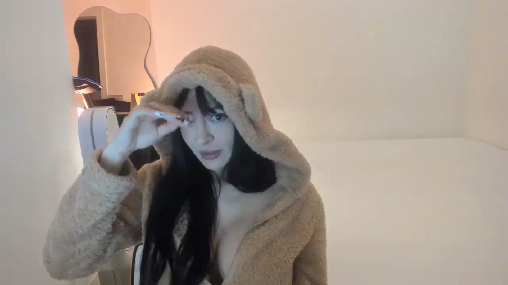 Gallery image thumbnail from Kittenxcam's myfreecams stream on, 11/12/2024, 09:38 image 8 of 20