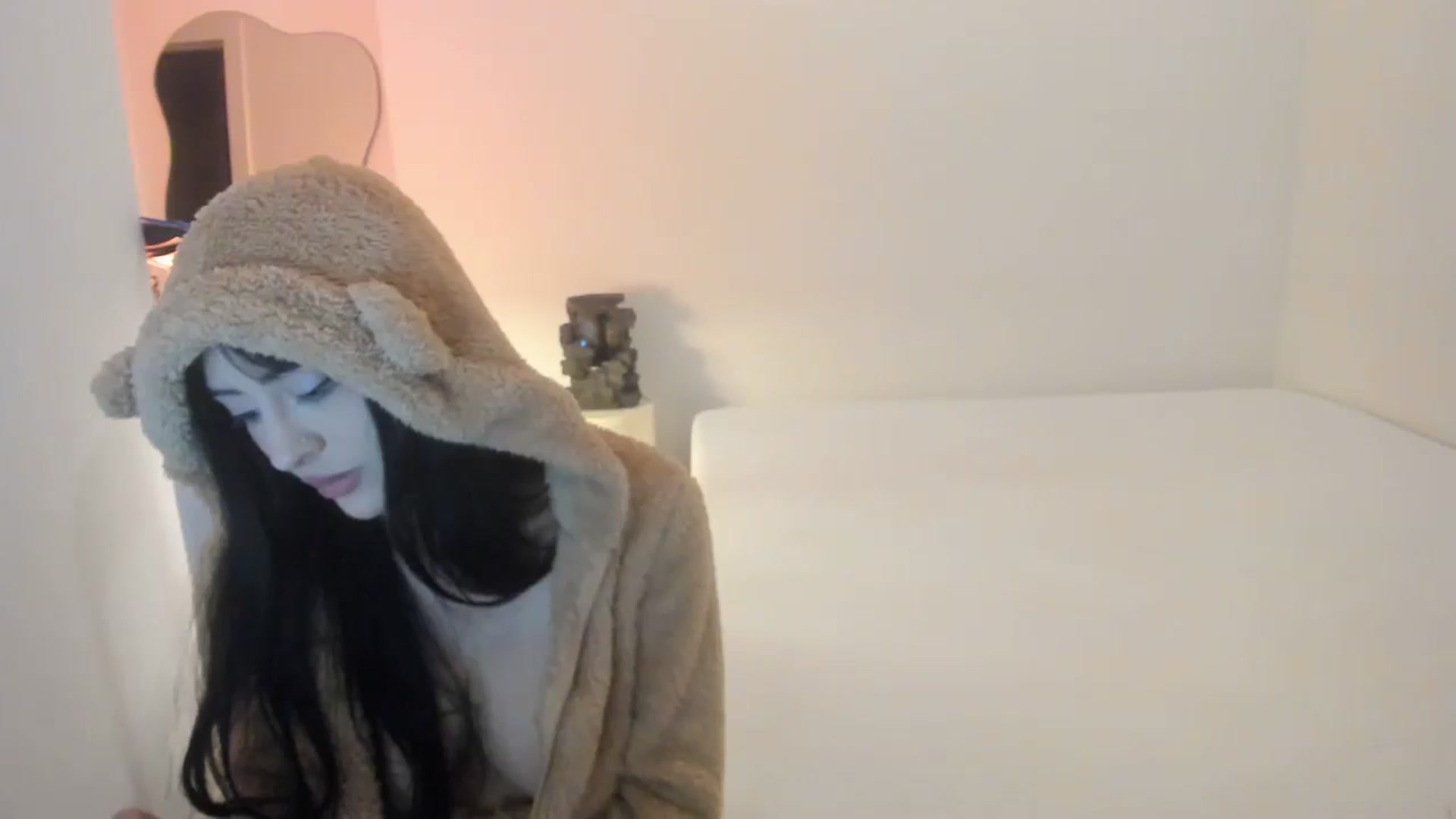 Gallery image thumbnail from Kittenxcam's myfreecams stream on, 11/12/2024, 09:38 image 10 of 20