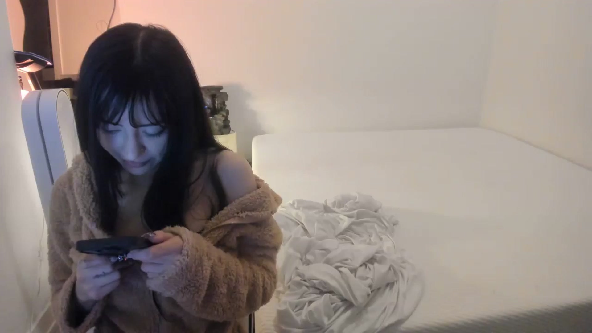 Gallery image thumbnail from Kittenxcam's myfreecams stream on, 11/12/2024, 10:05 image 8 of 20