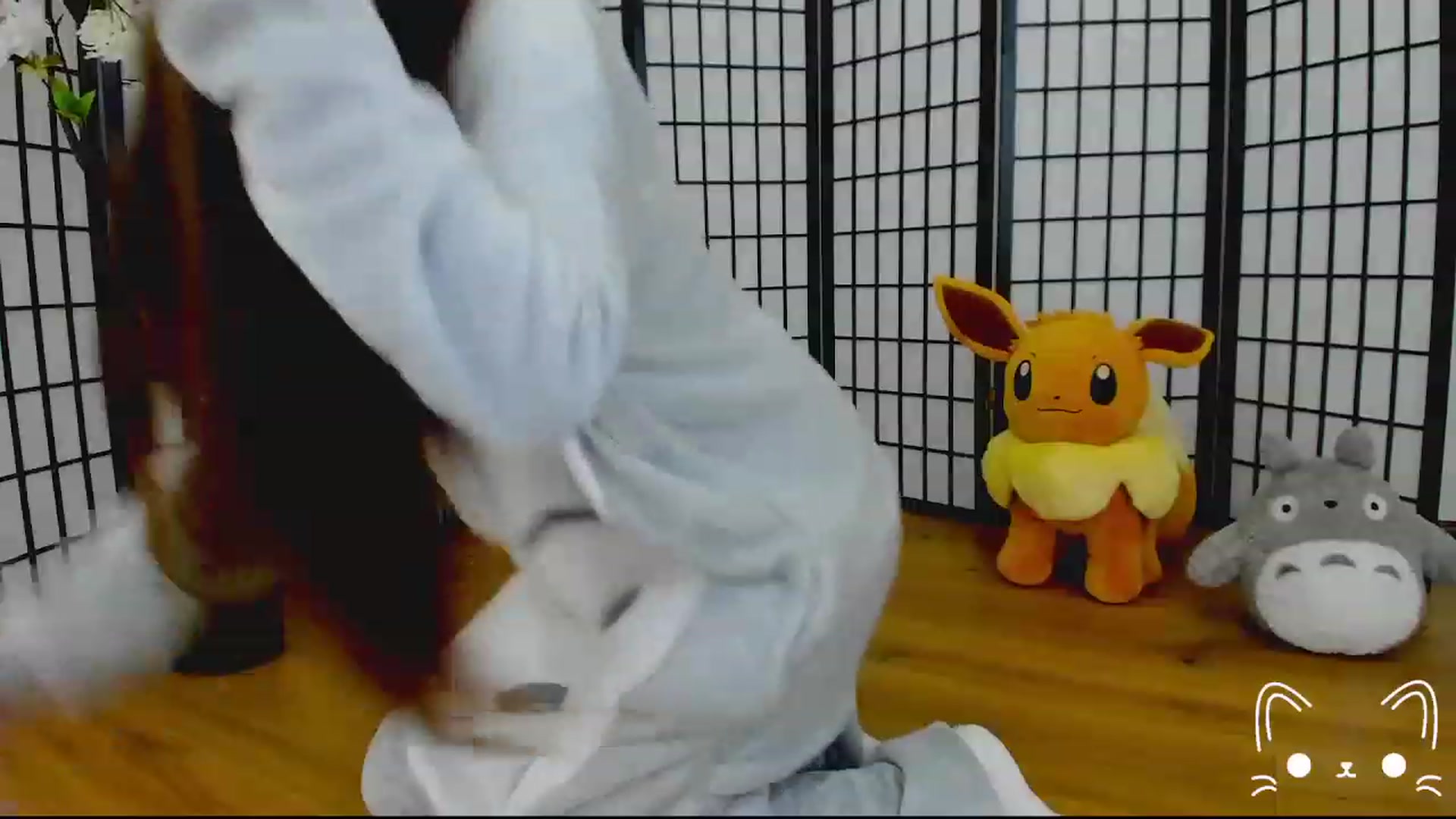 Gallery image thumbnail from Kittenyx's myfreecams stream on, 07/29/2023, 04:47 image 11 of 20